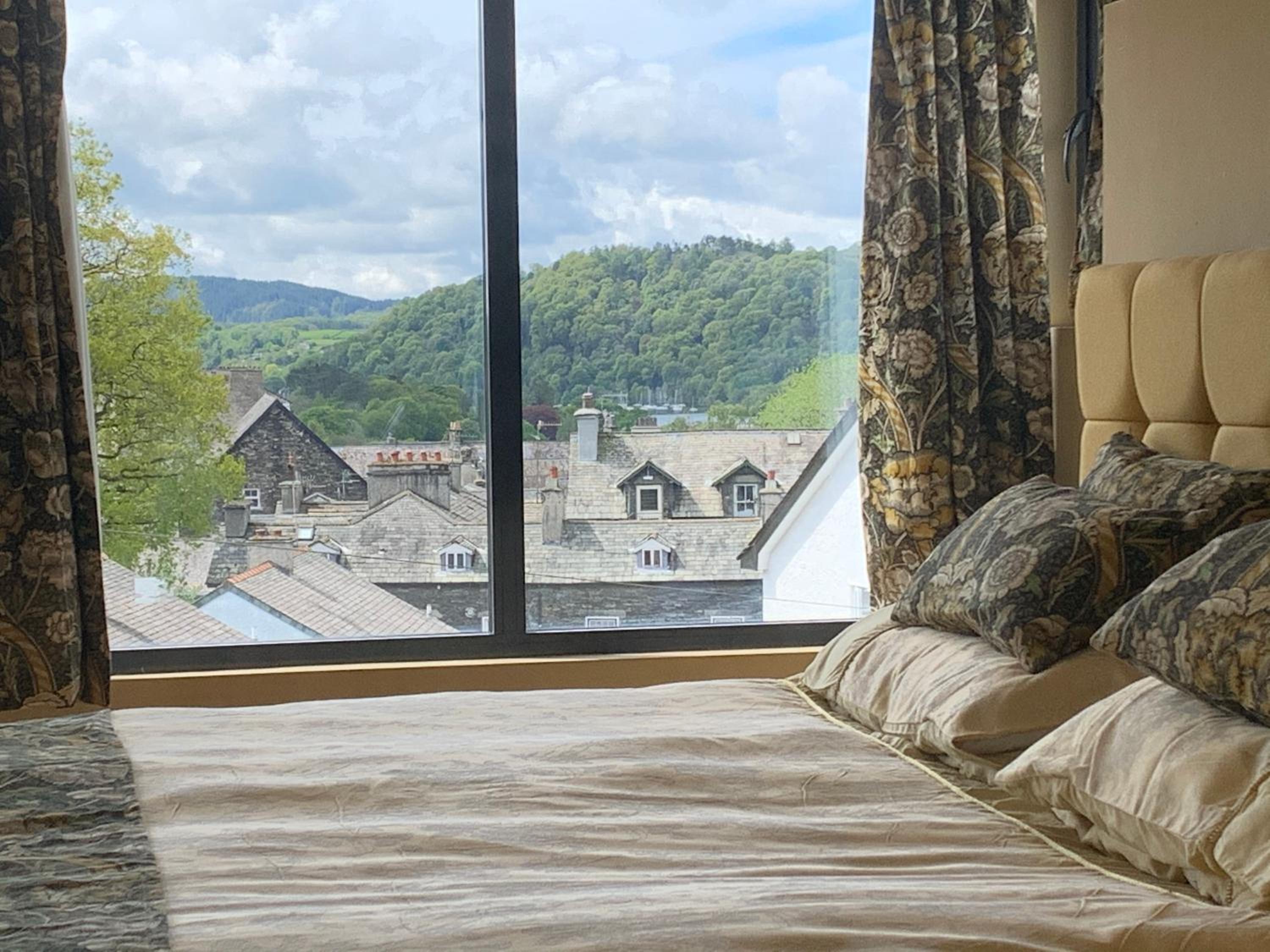 Deluxe Double or Twin Room with Spa Bath photo 3