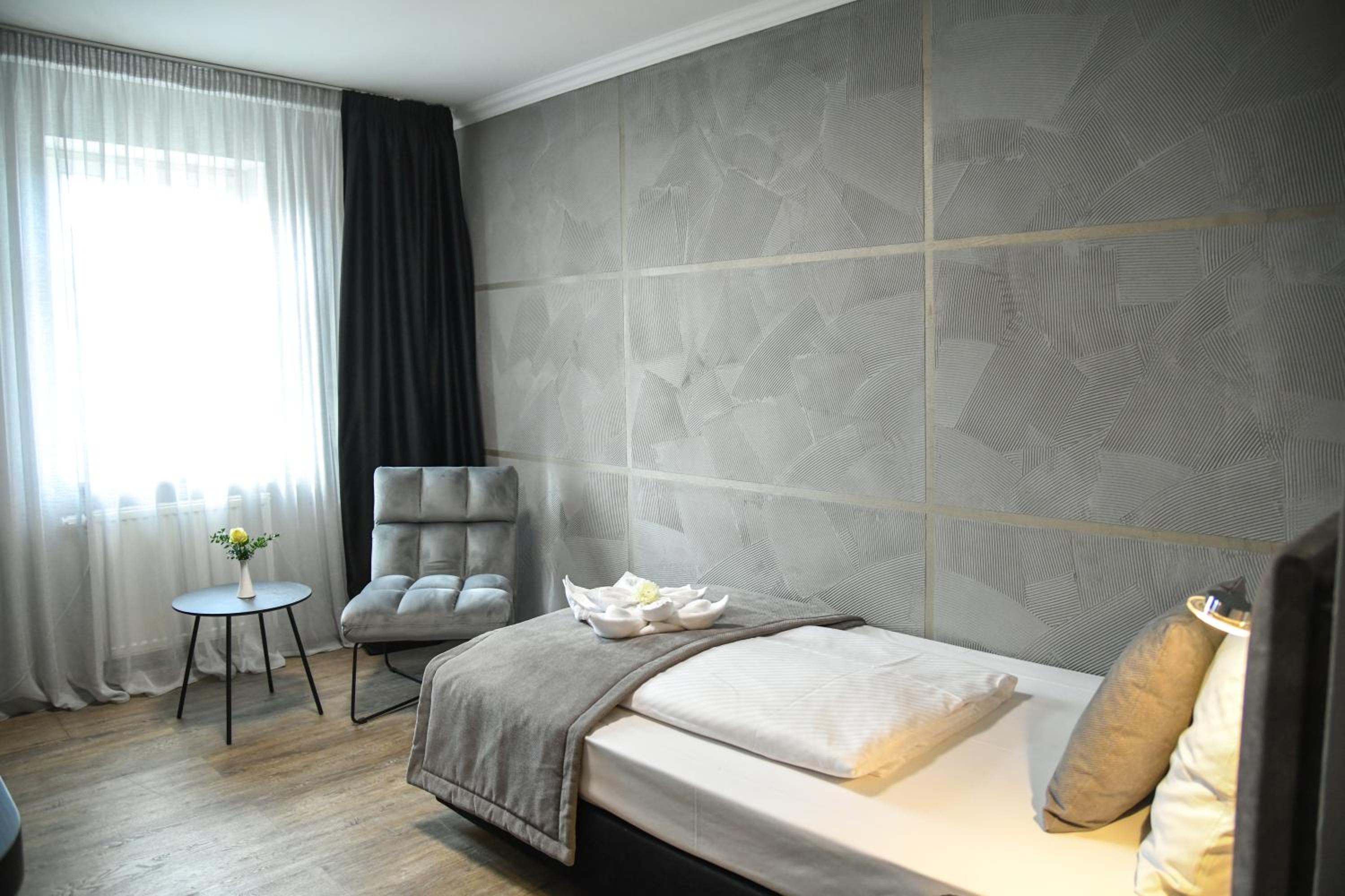 Single Room photo 3