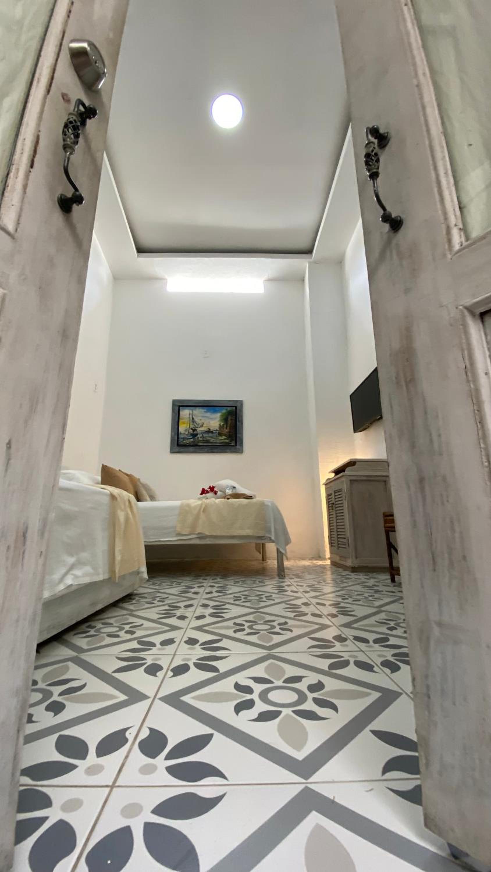 Triple Room with Private Bathroom photo 2