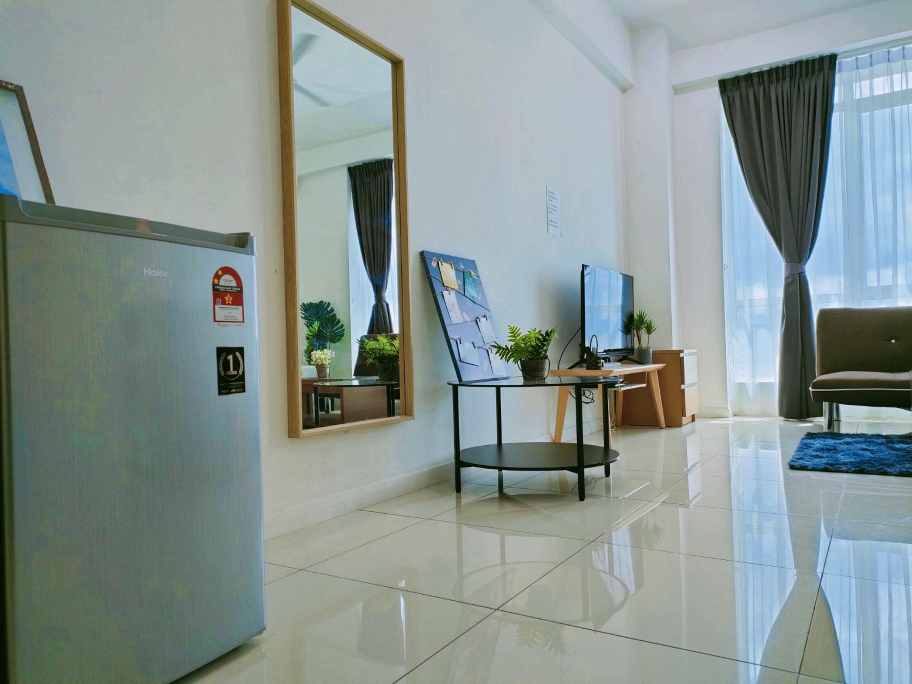 Studio Apartment