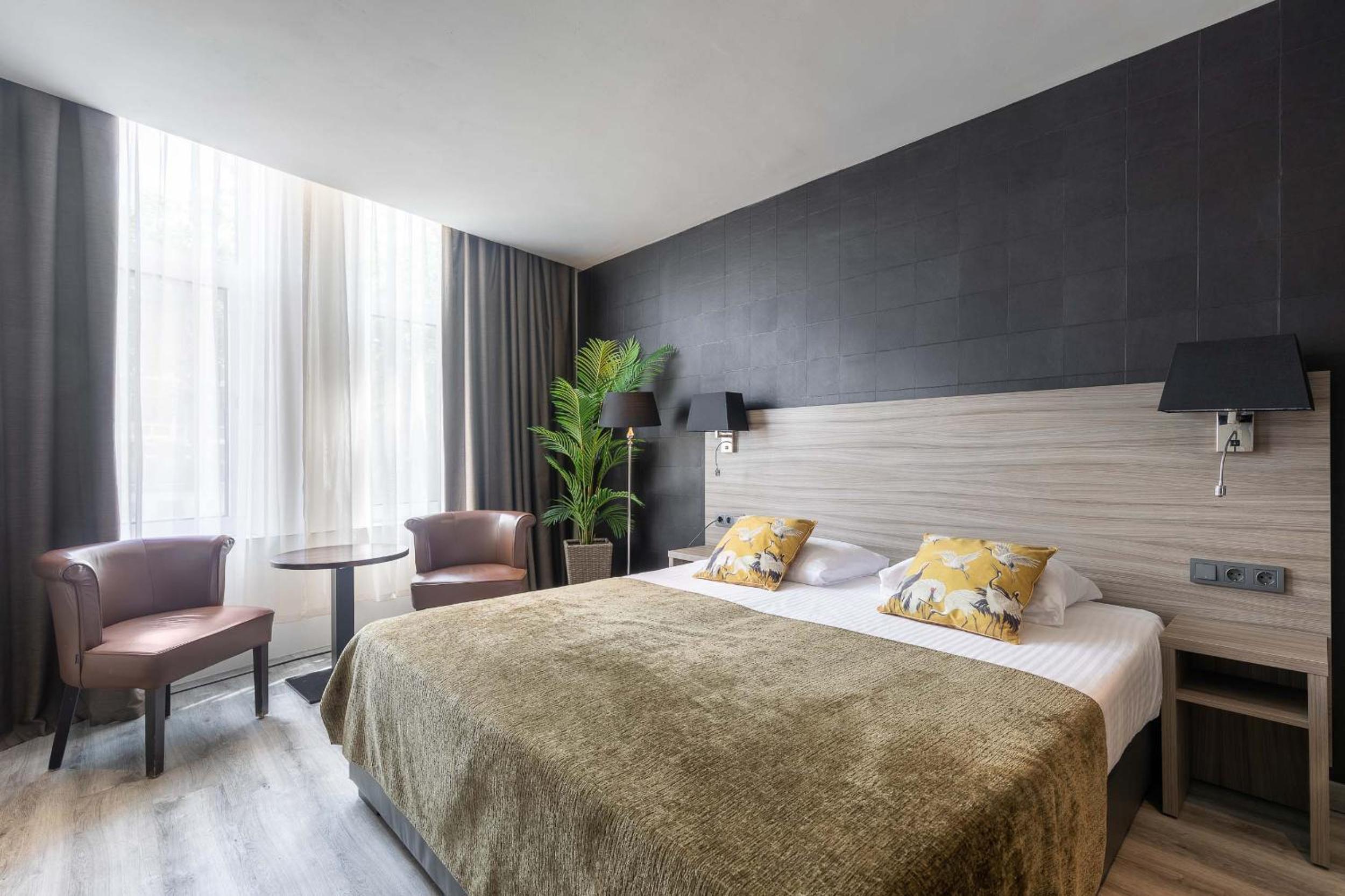 Standard Double Room - Photo 2
