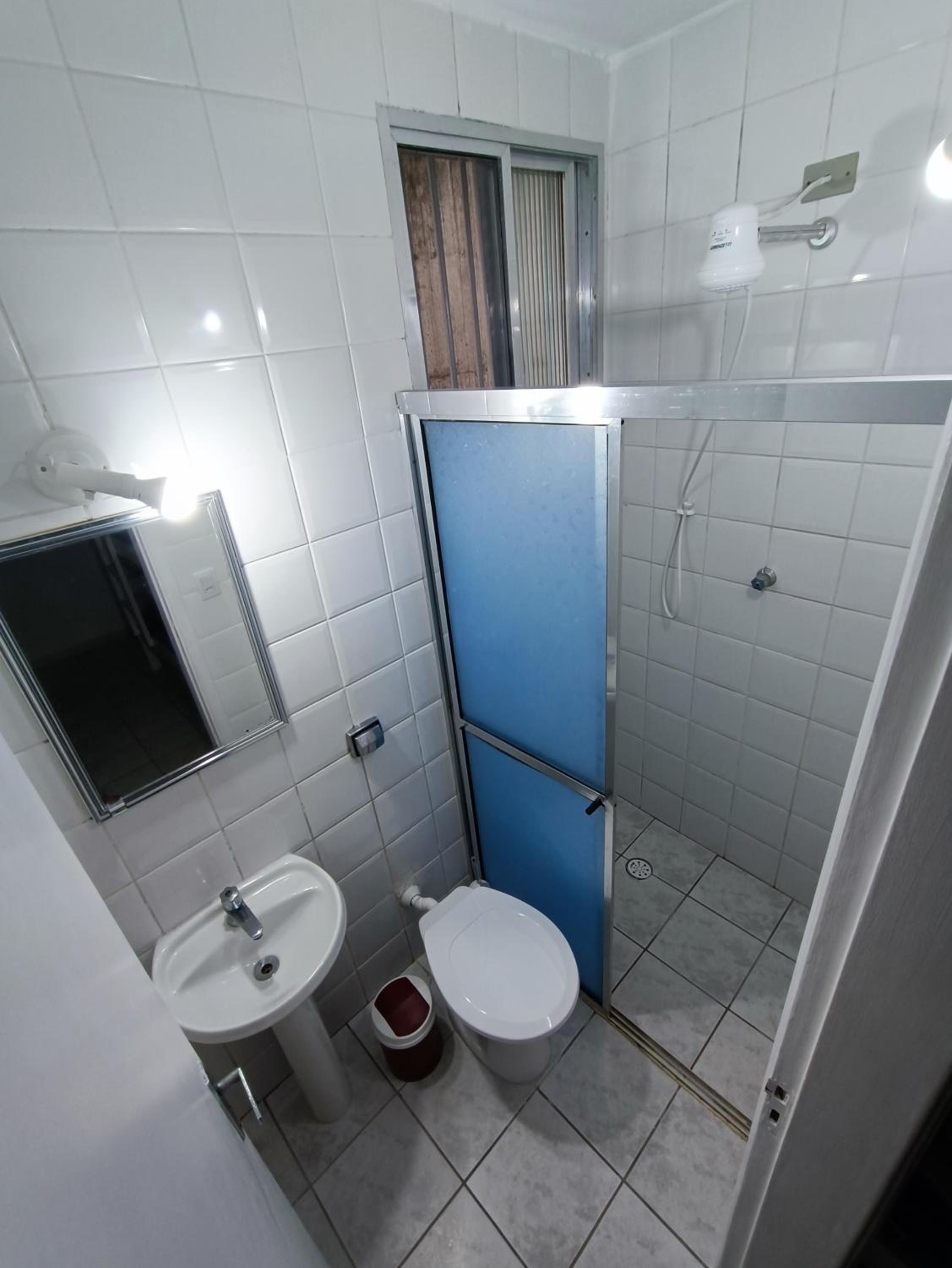 One-Bedroom Apartment - Photo 14