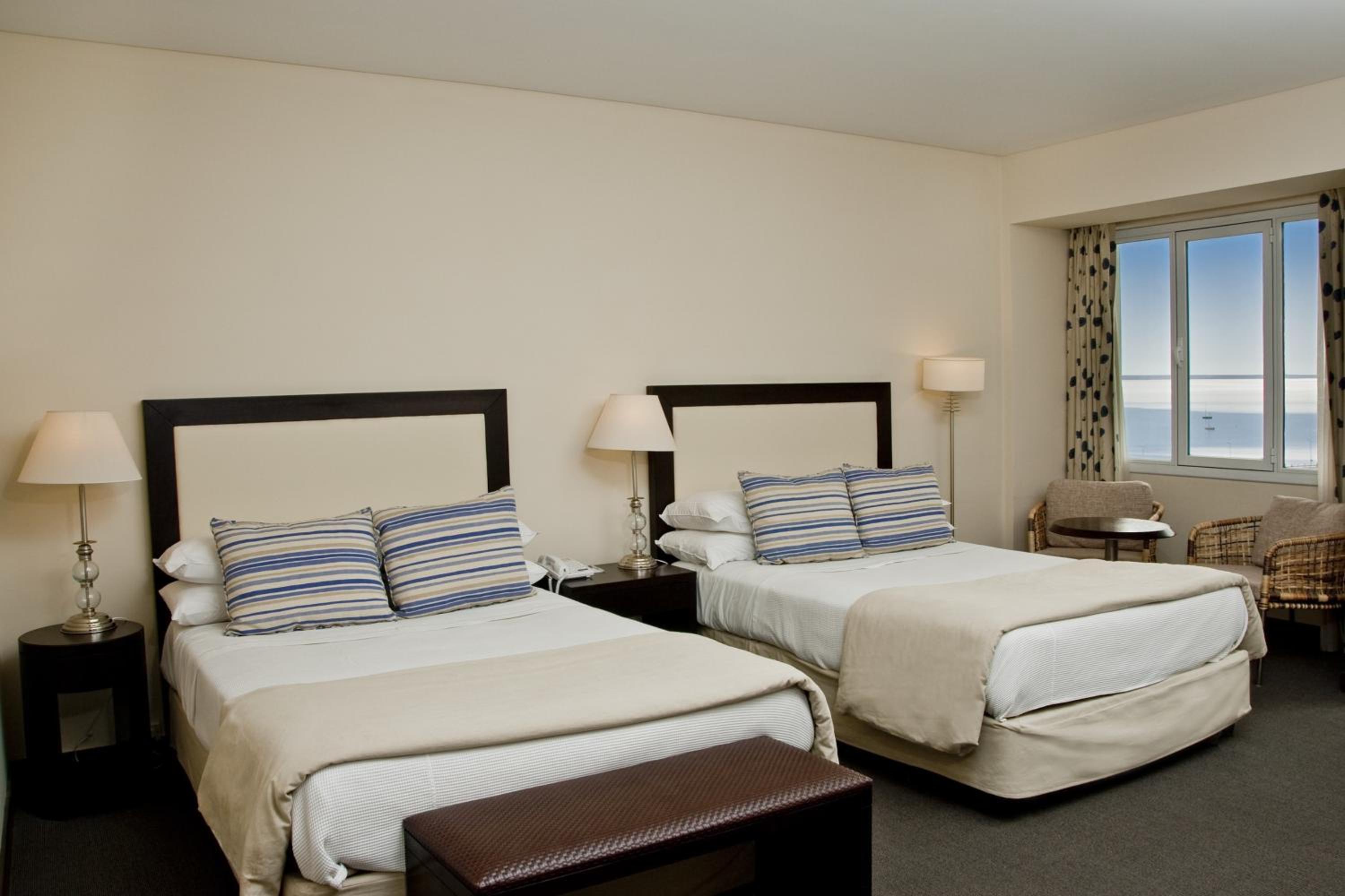 Double or Twin Room with Sea View