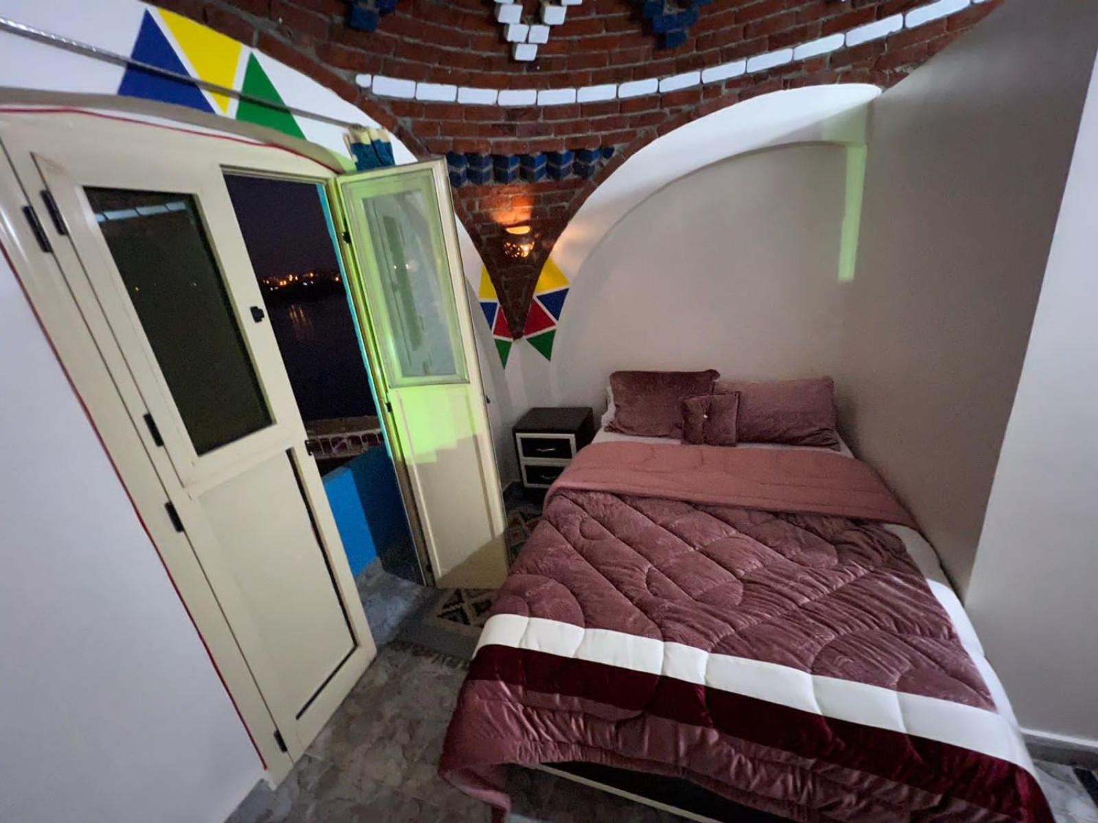 Queen Room with Sea View photo 1