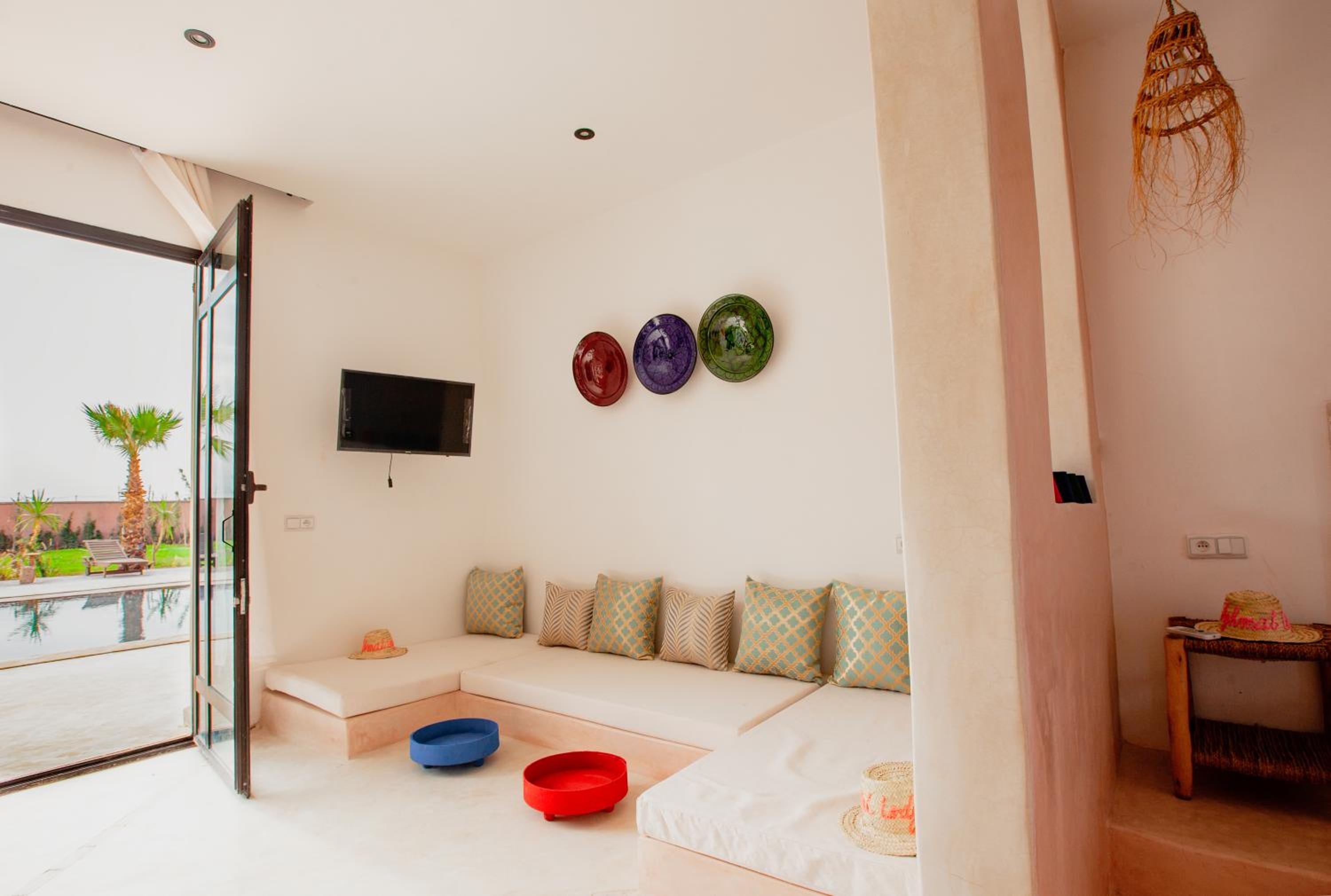 Junior Suite with Pool View