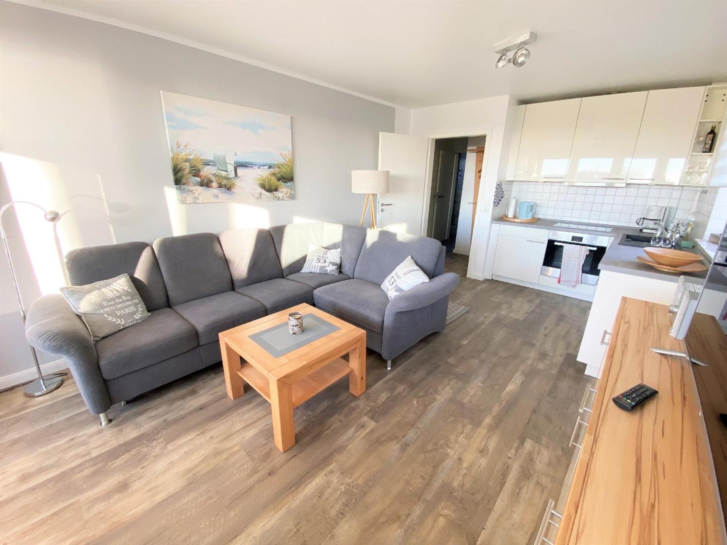 Apartment with Sea View photo 2