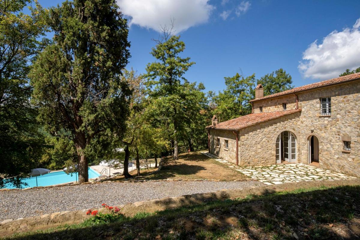 Villa with Private Pool photo 3