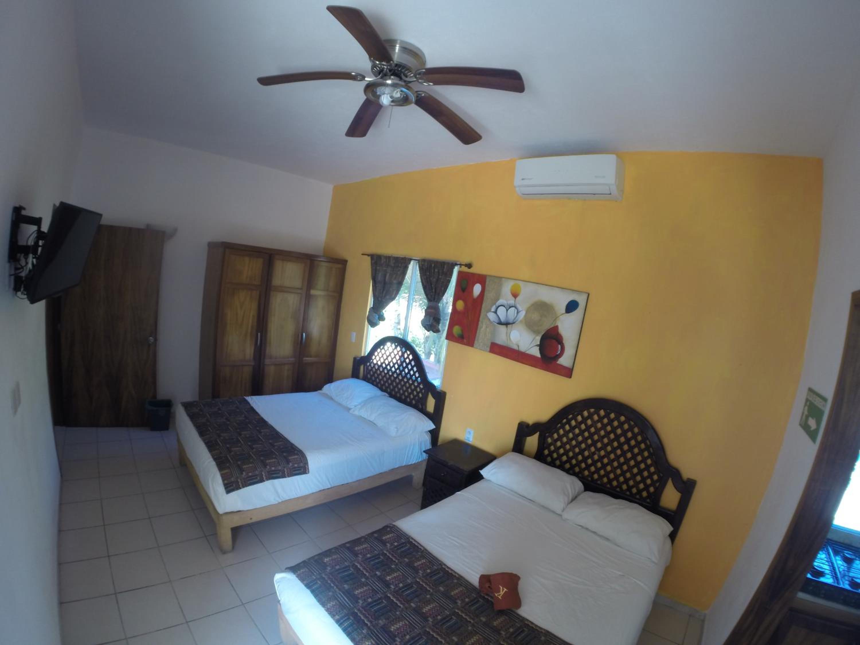 Deluxe Quadruple Room photo 2