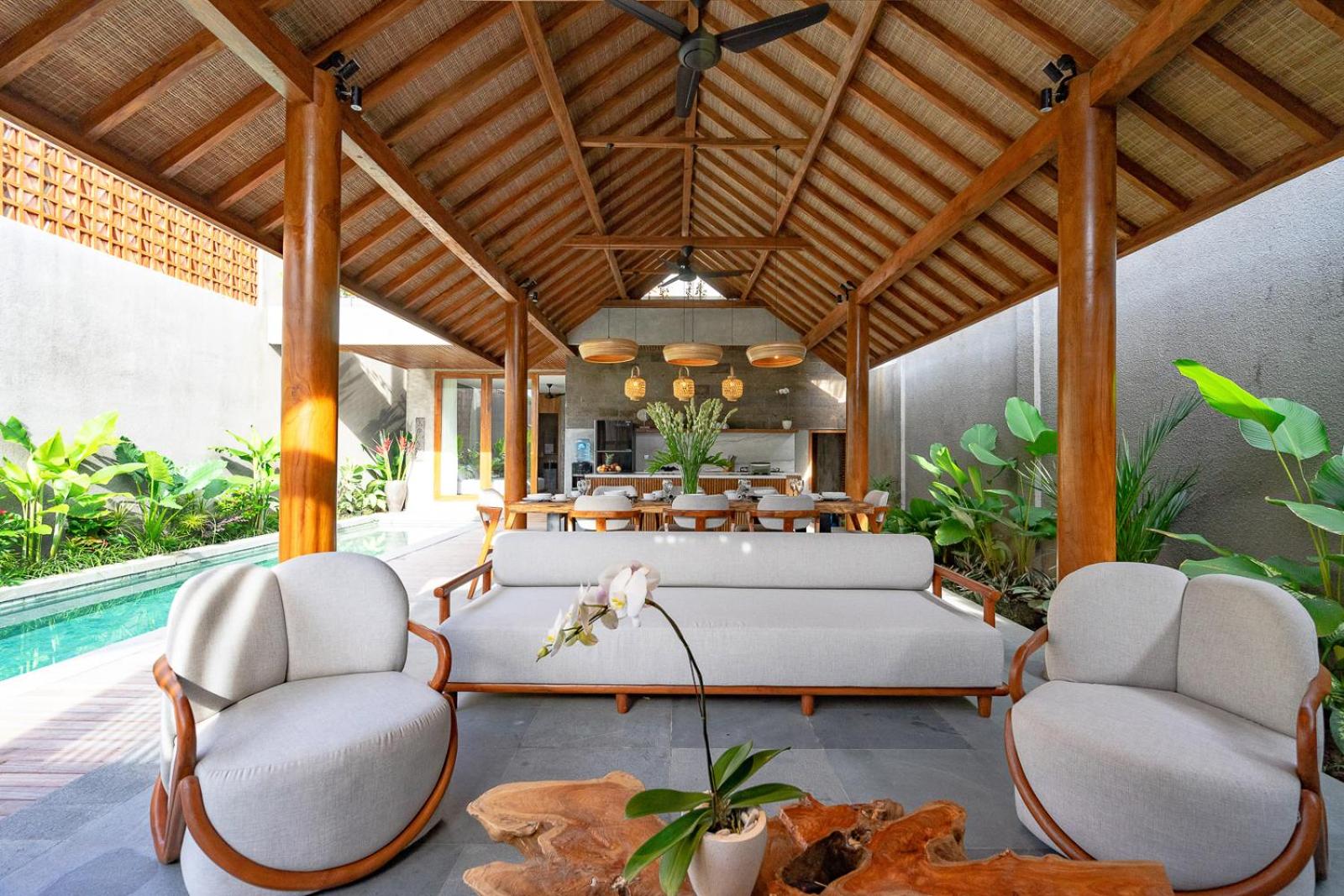Three-Bedroom Villa with Private Pool - Photo 23