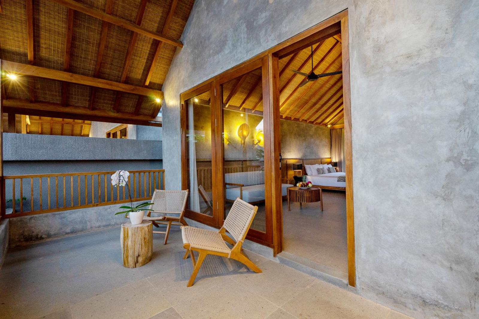 Three-Bedroom Villa with Private Pool - Photo 14