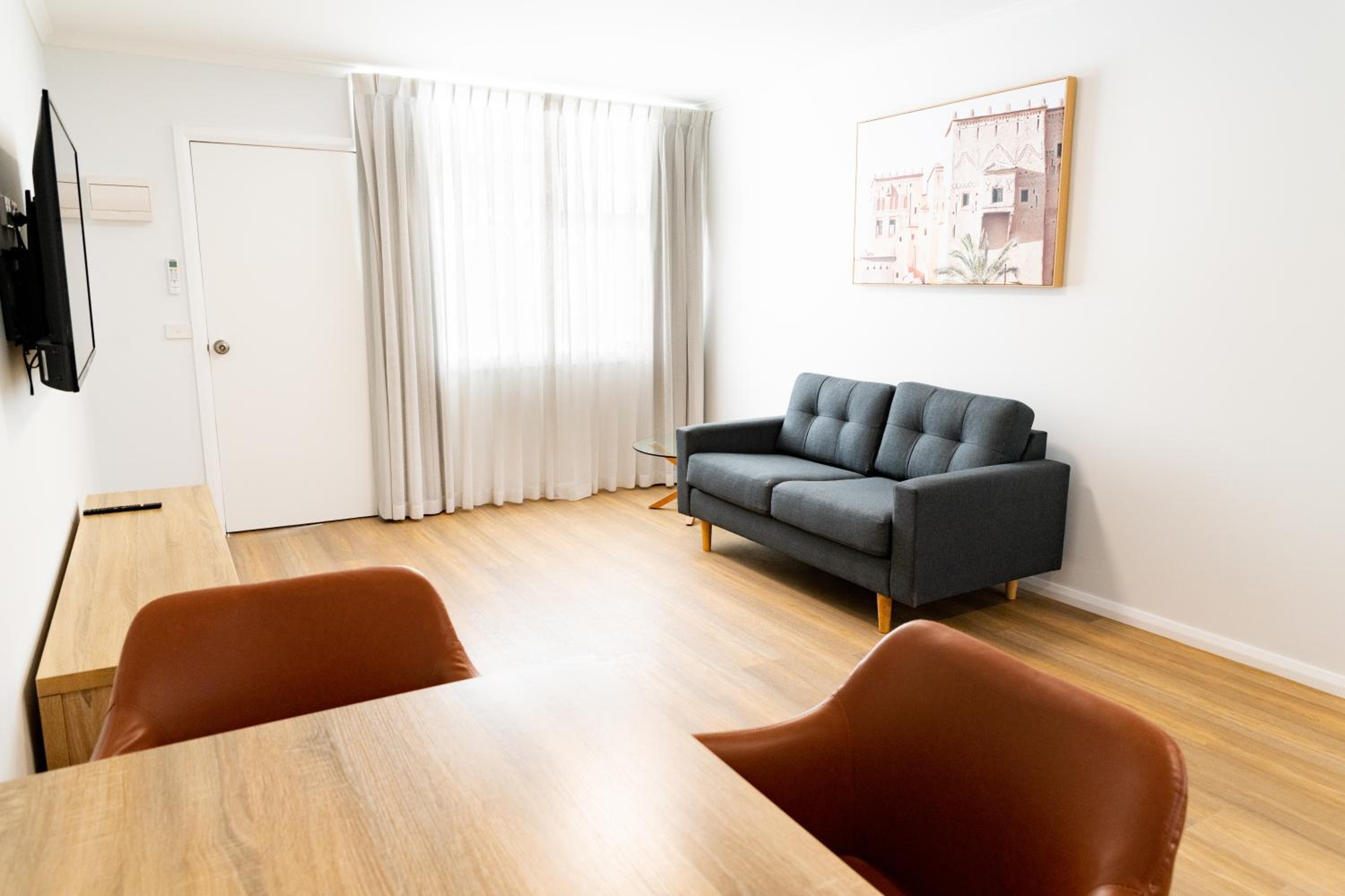 One Bedroom Apartment