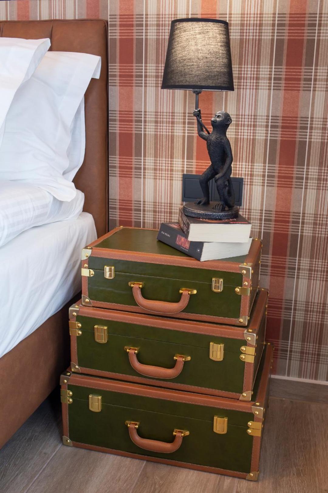 Double Room with Lake View - Photo 2