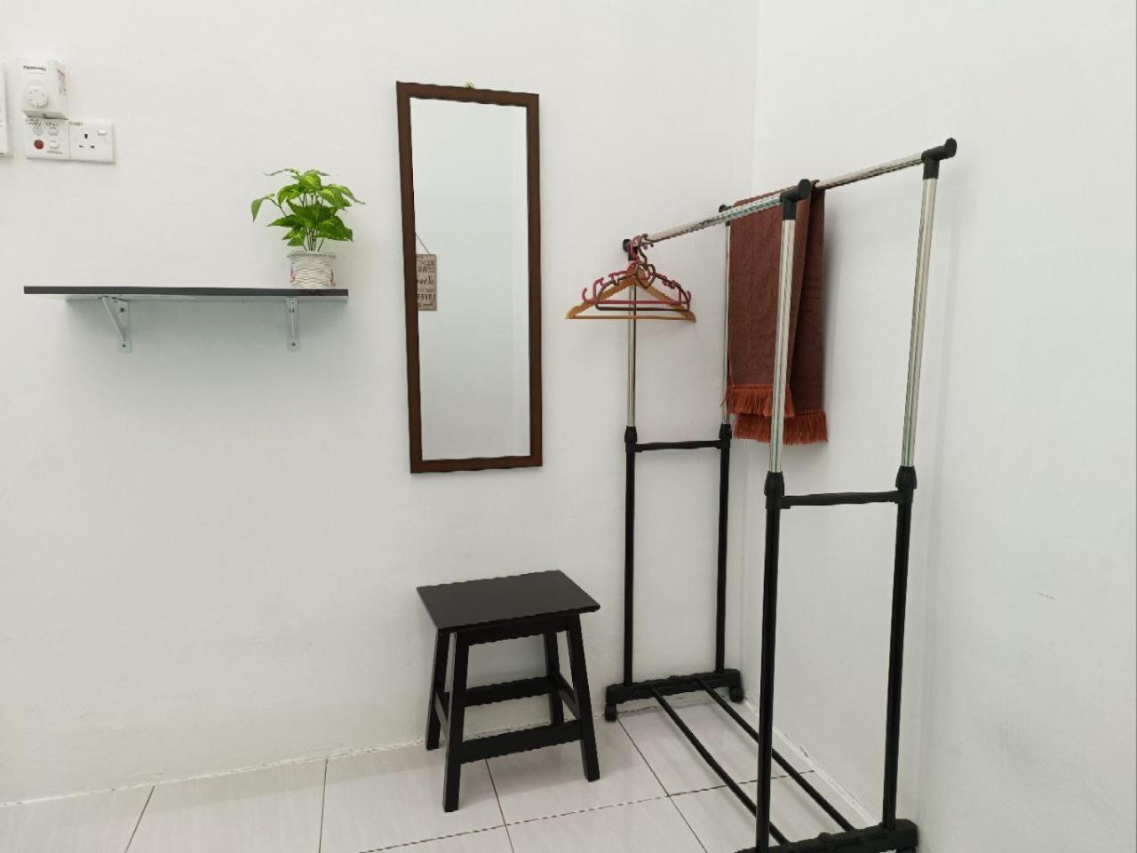 Three-Bedroom House photo 2
