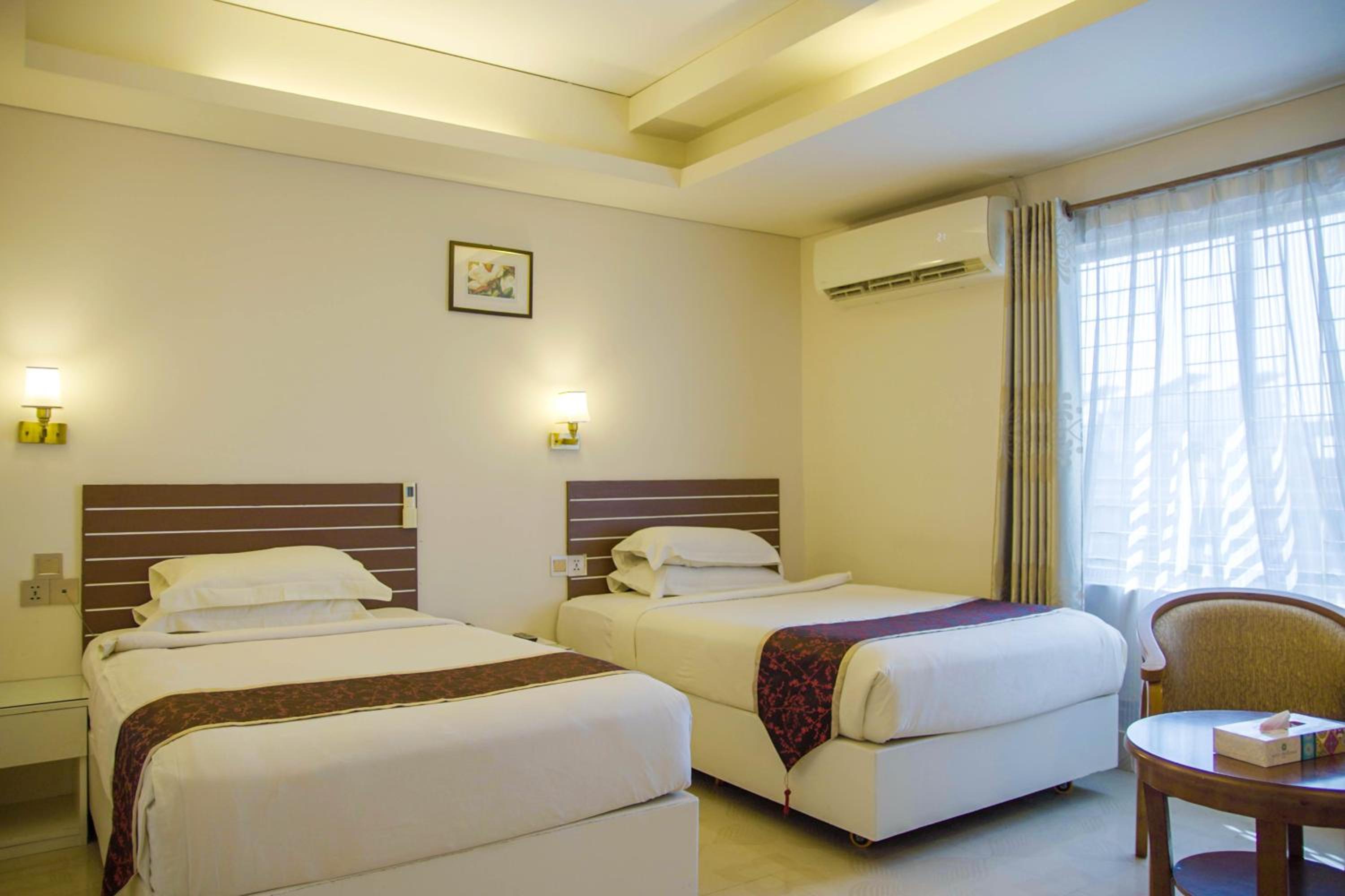 Deluxe Twin Room