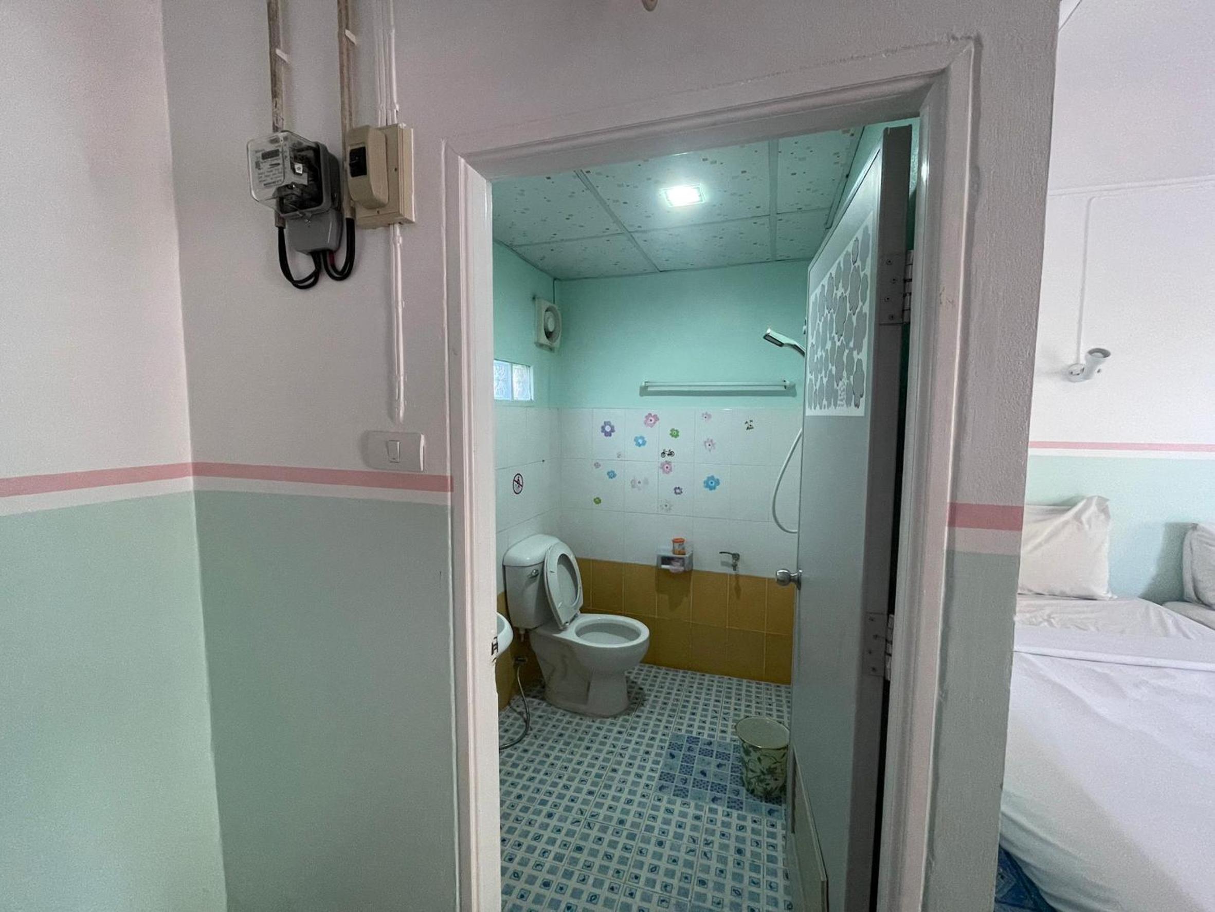 Standard Triple Room - Photo 3