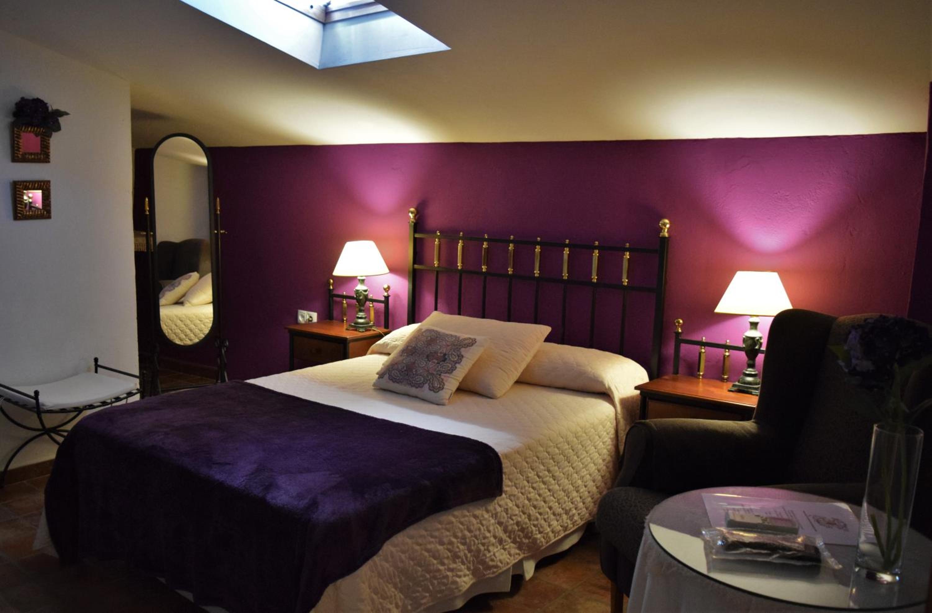 Deluxe Queen Room with Two Queen Beds photo 3