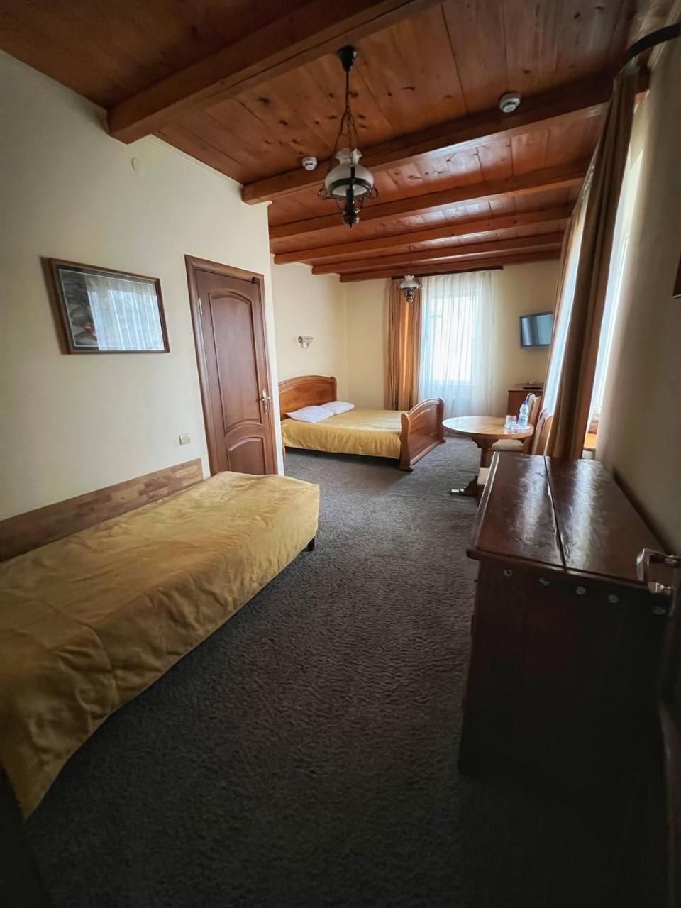 Comfort Triple Room with Shower photo 3