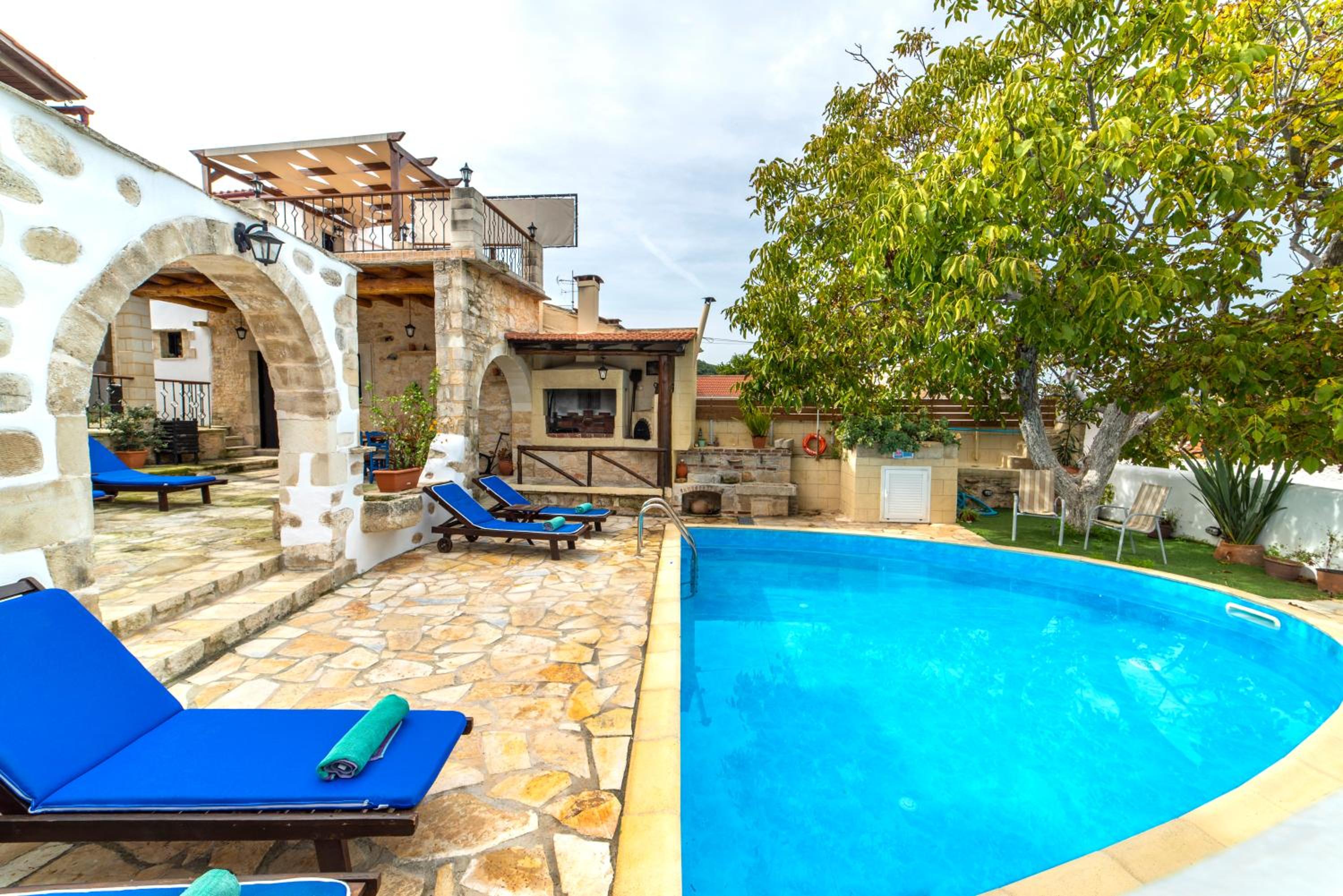 Three-Bedroom Villa photo 3