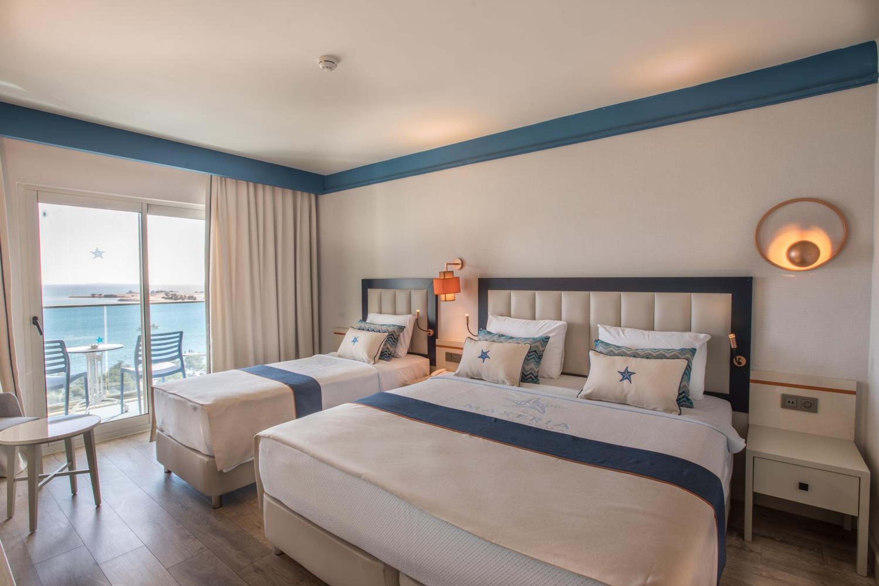 Standard Room with Sea View photo 3