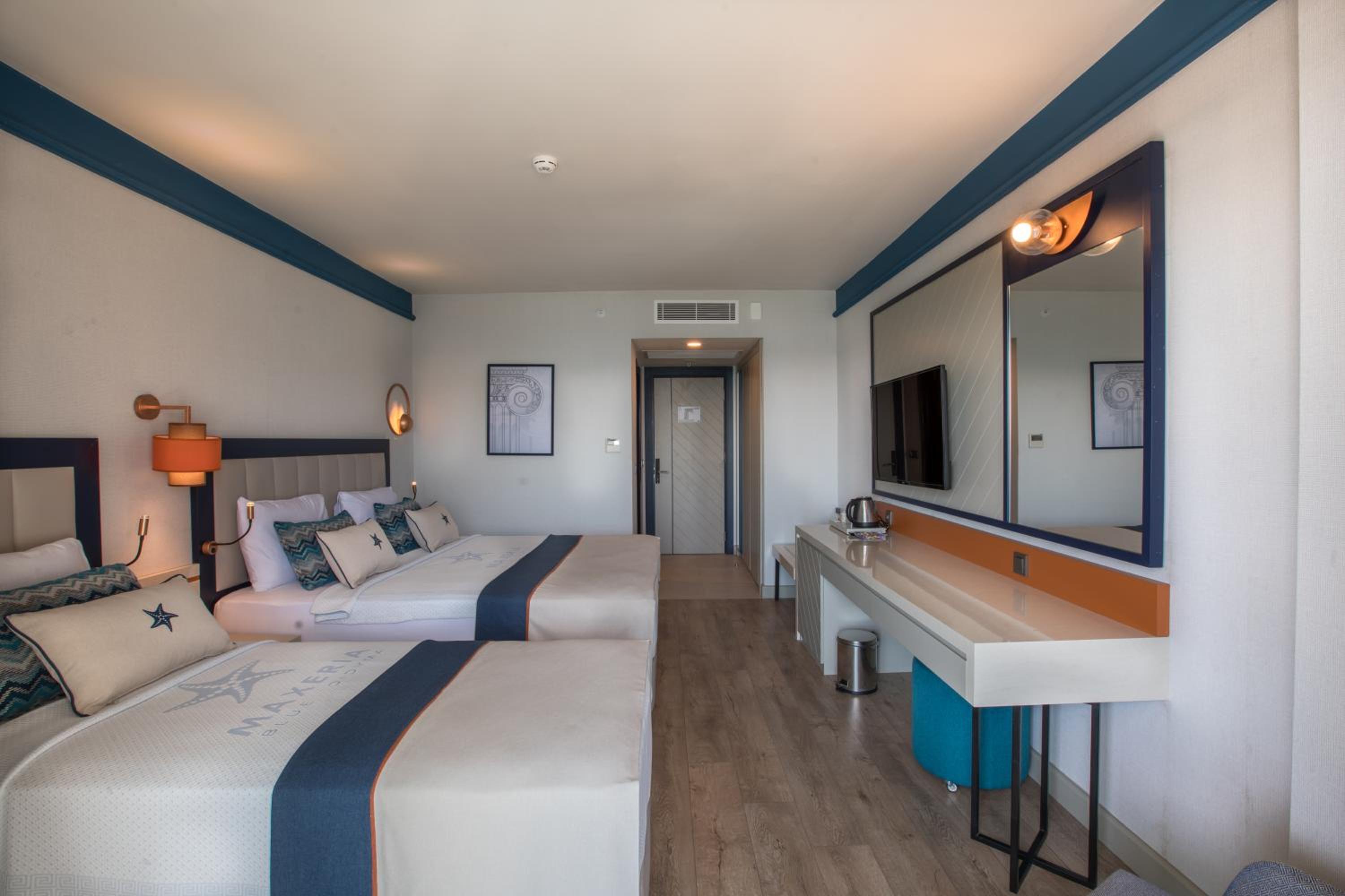 Standard Room with Sea View photo 2