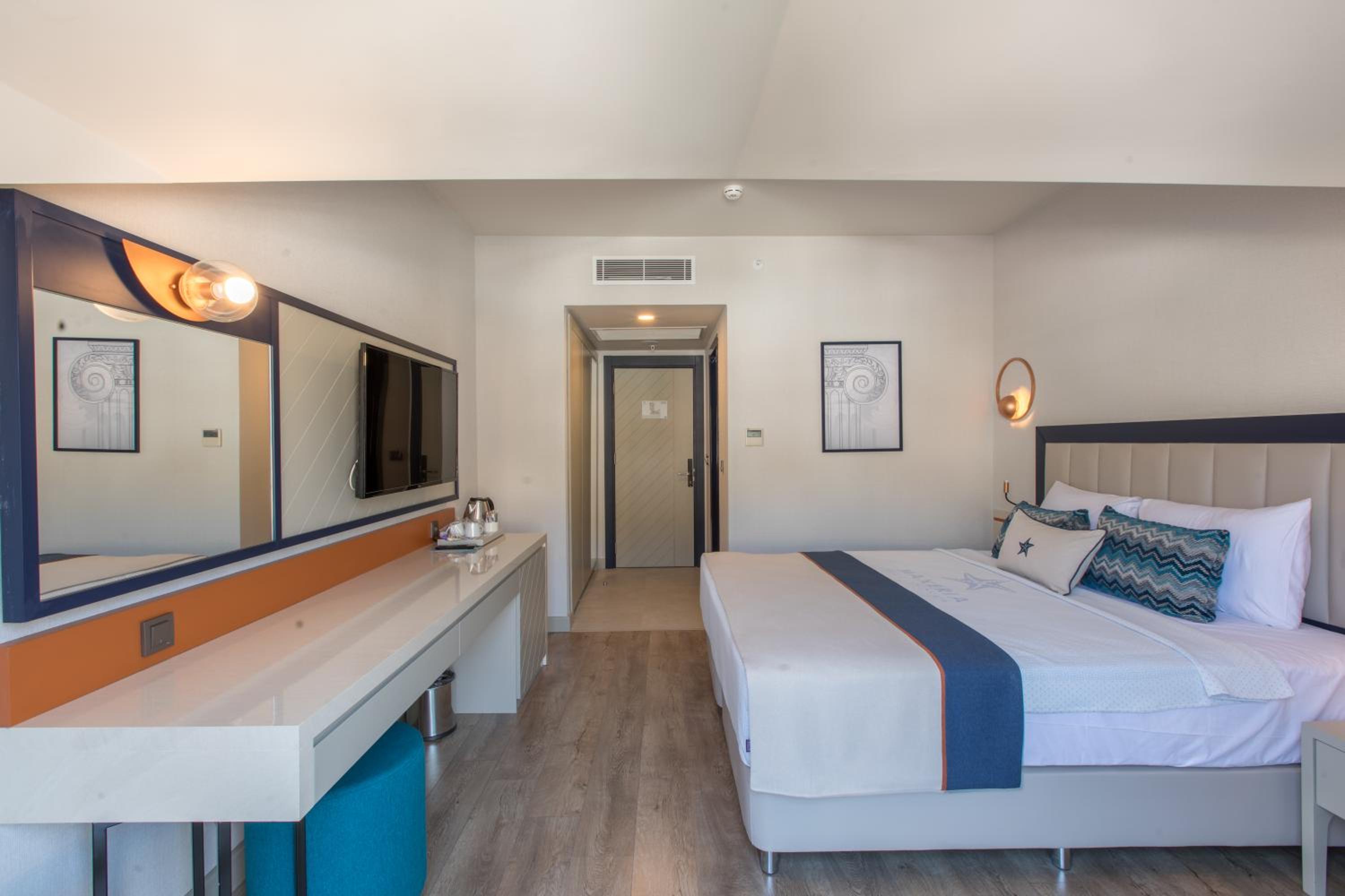 Side Sea View Room photo 2