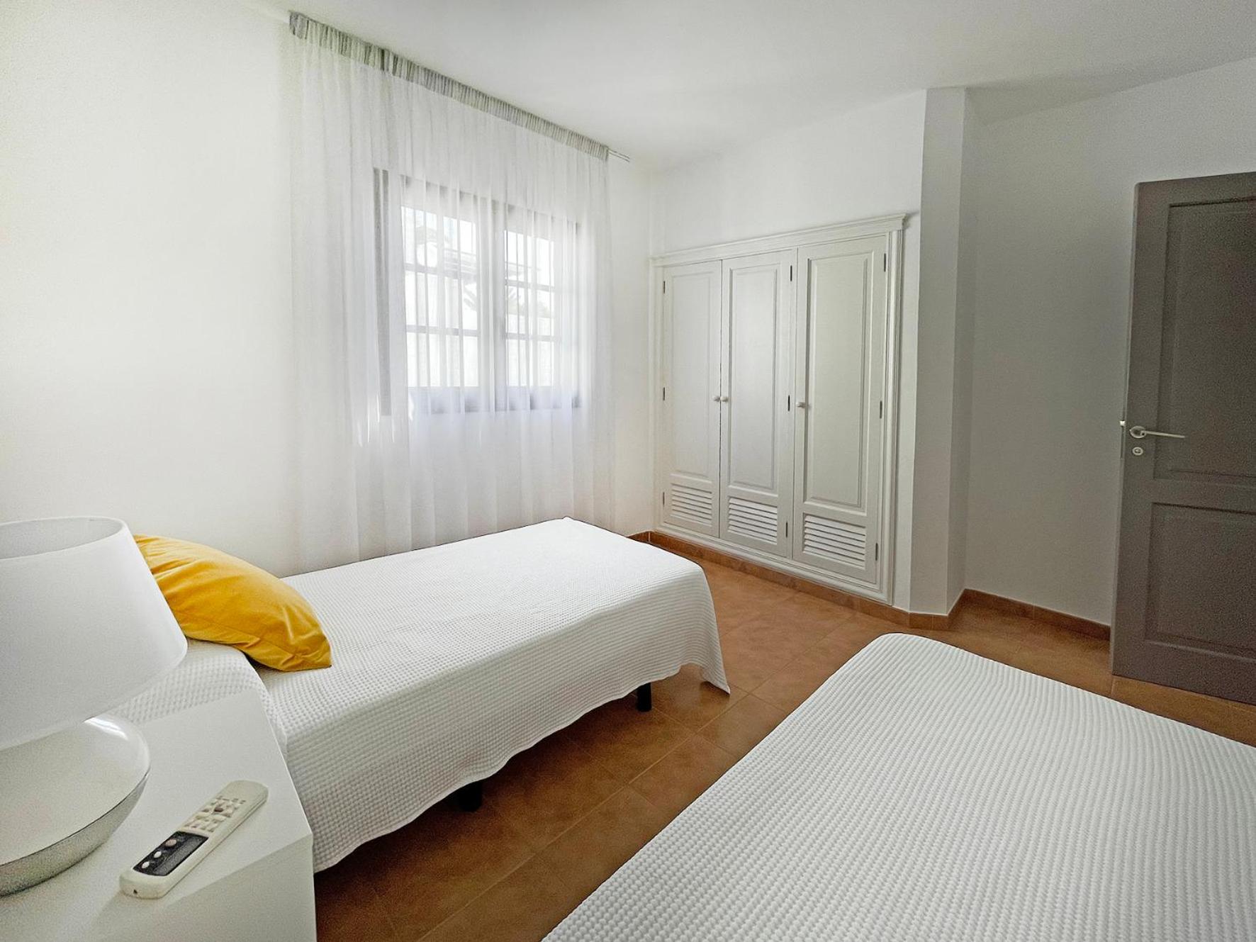 Three-Bedroom Villa photo 3