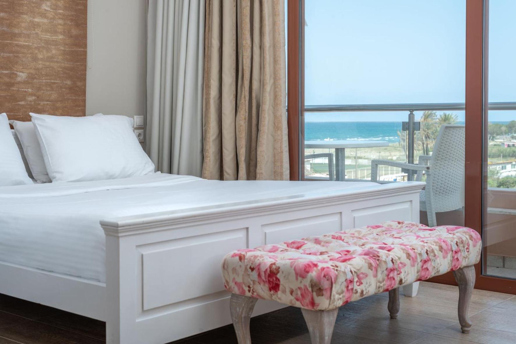 Superior Double Room with Sea View photo 3