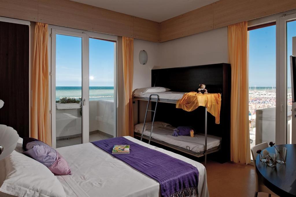Deluxe Double or Twin Room - Photo 4