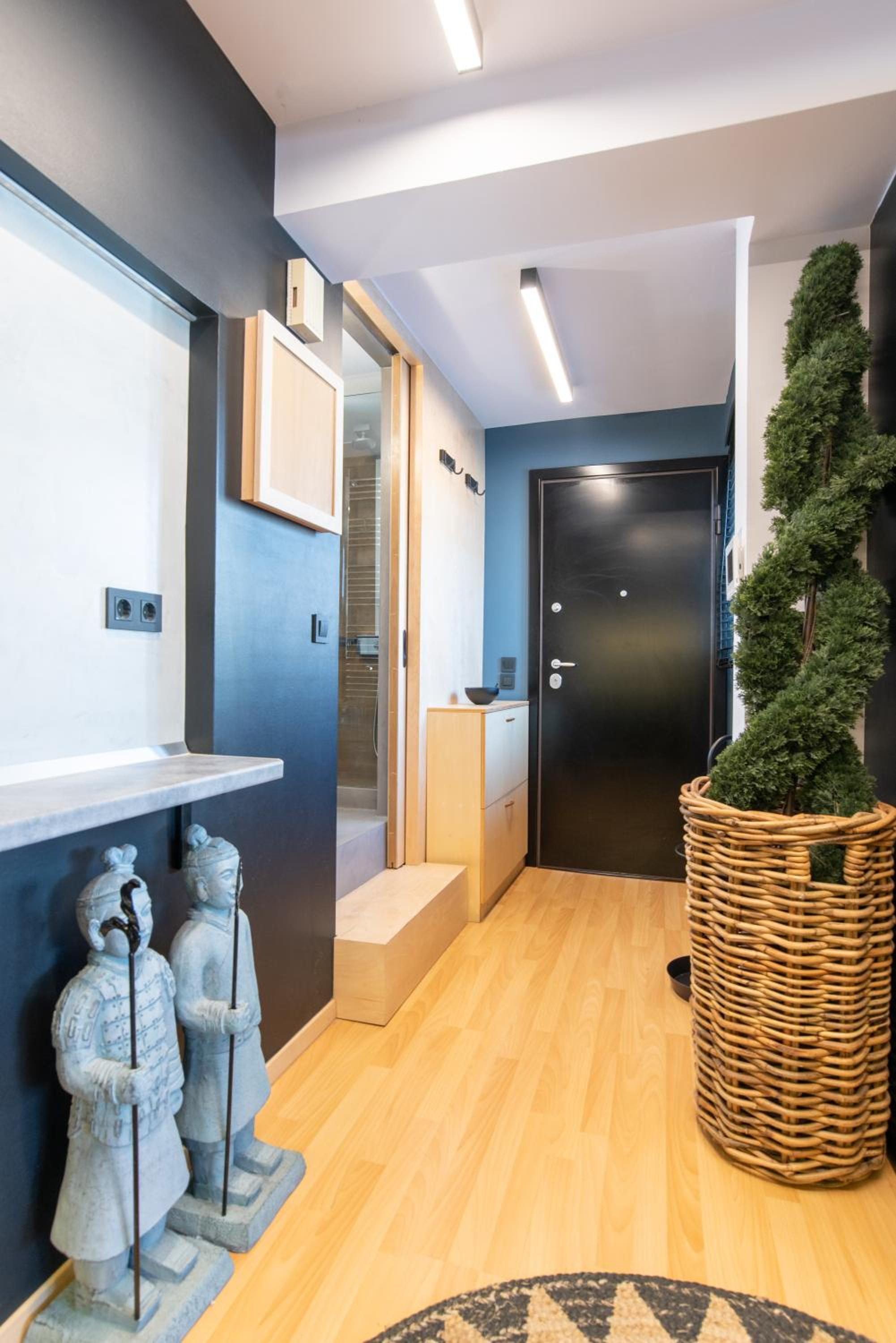 One-Bedroom Apartment