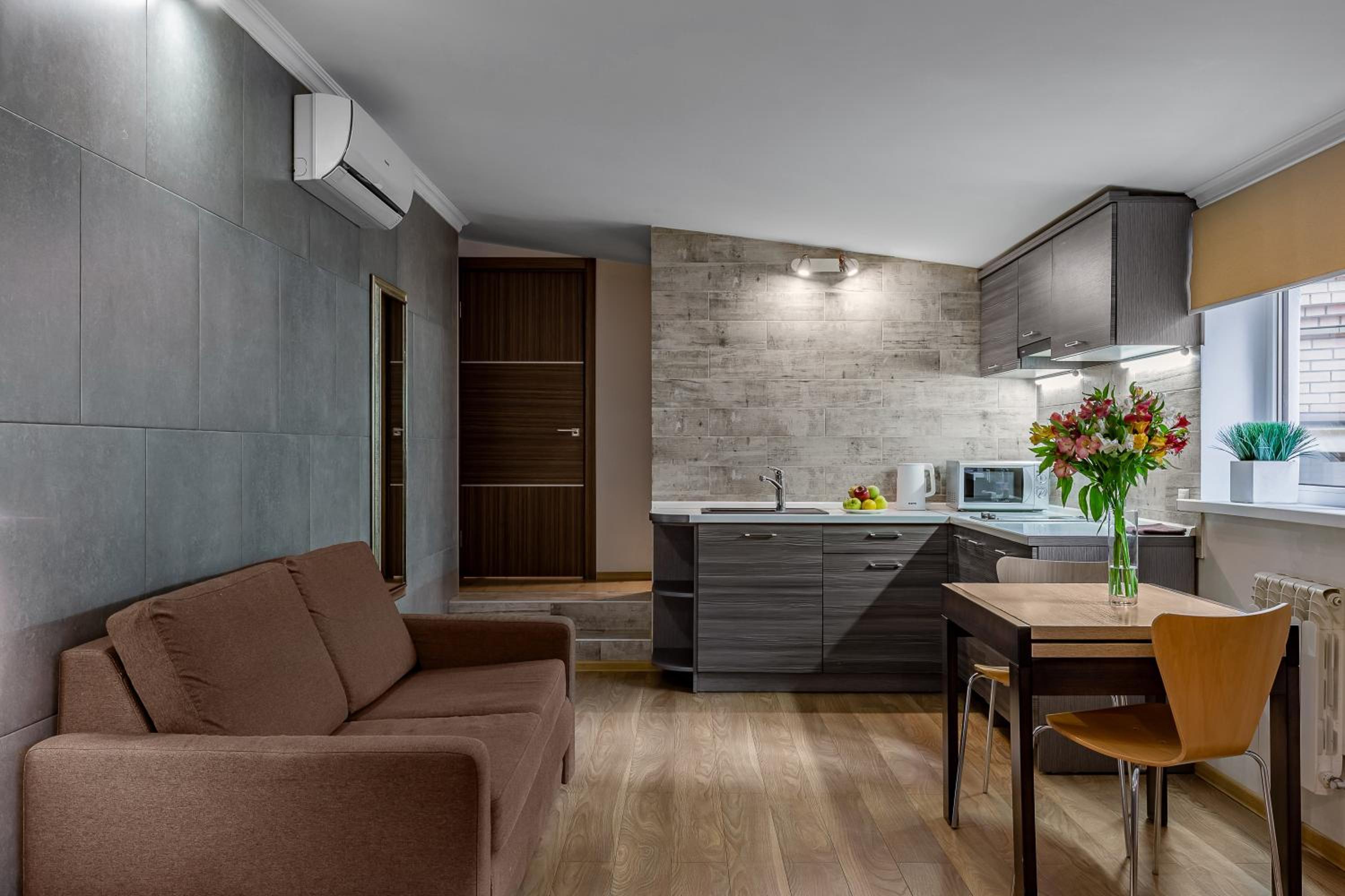 Apartment - Split Level photo 2