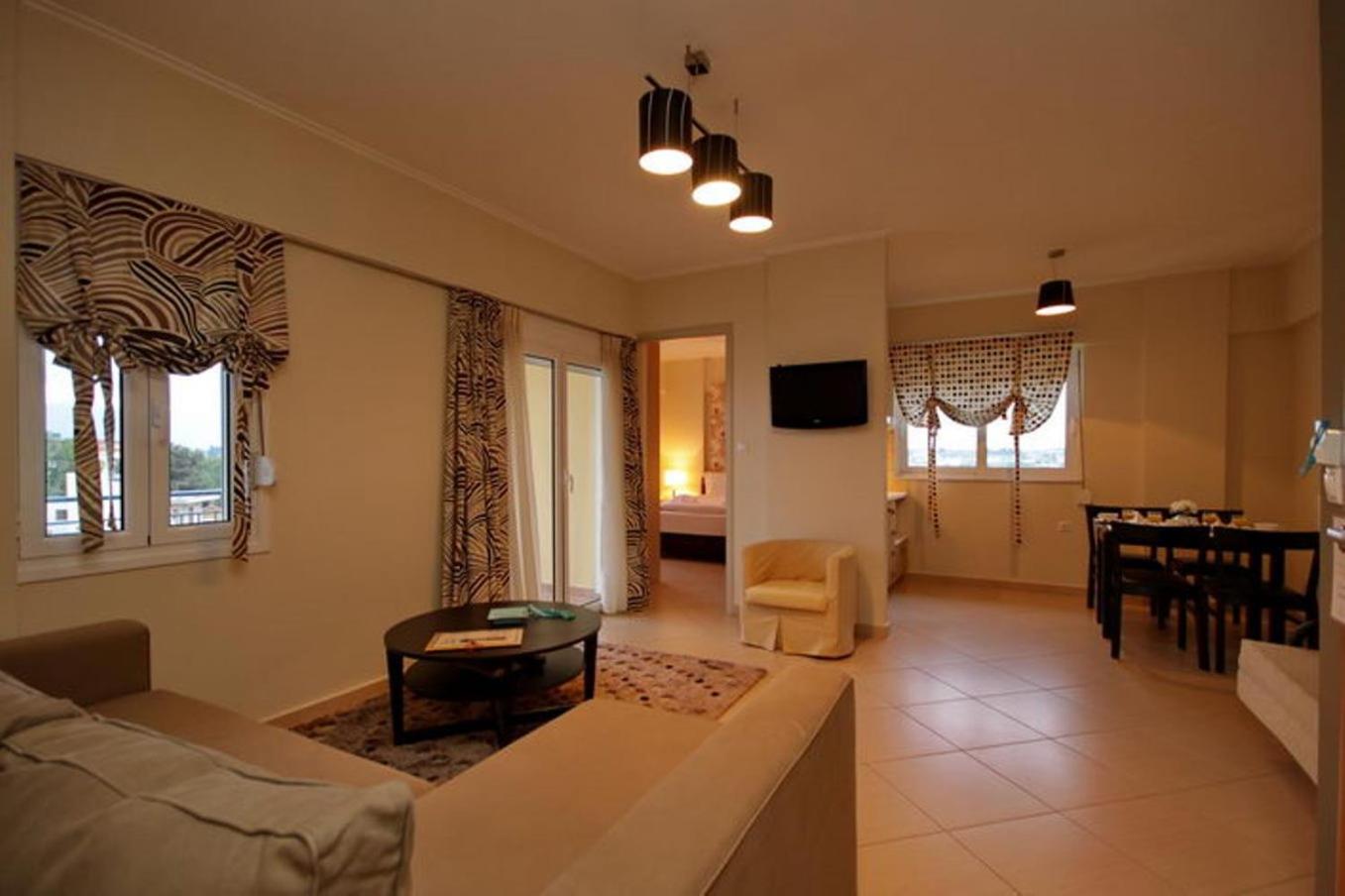 Apartment (5 Adults) photo 3
