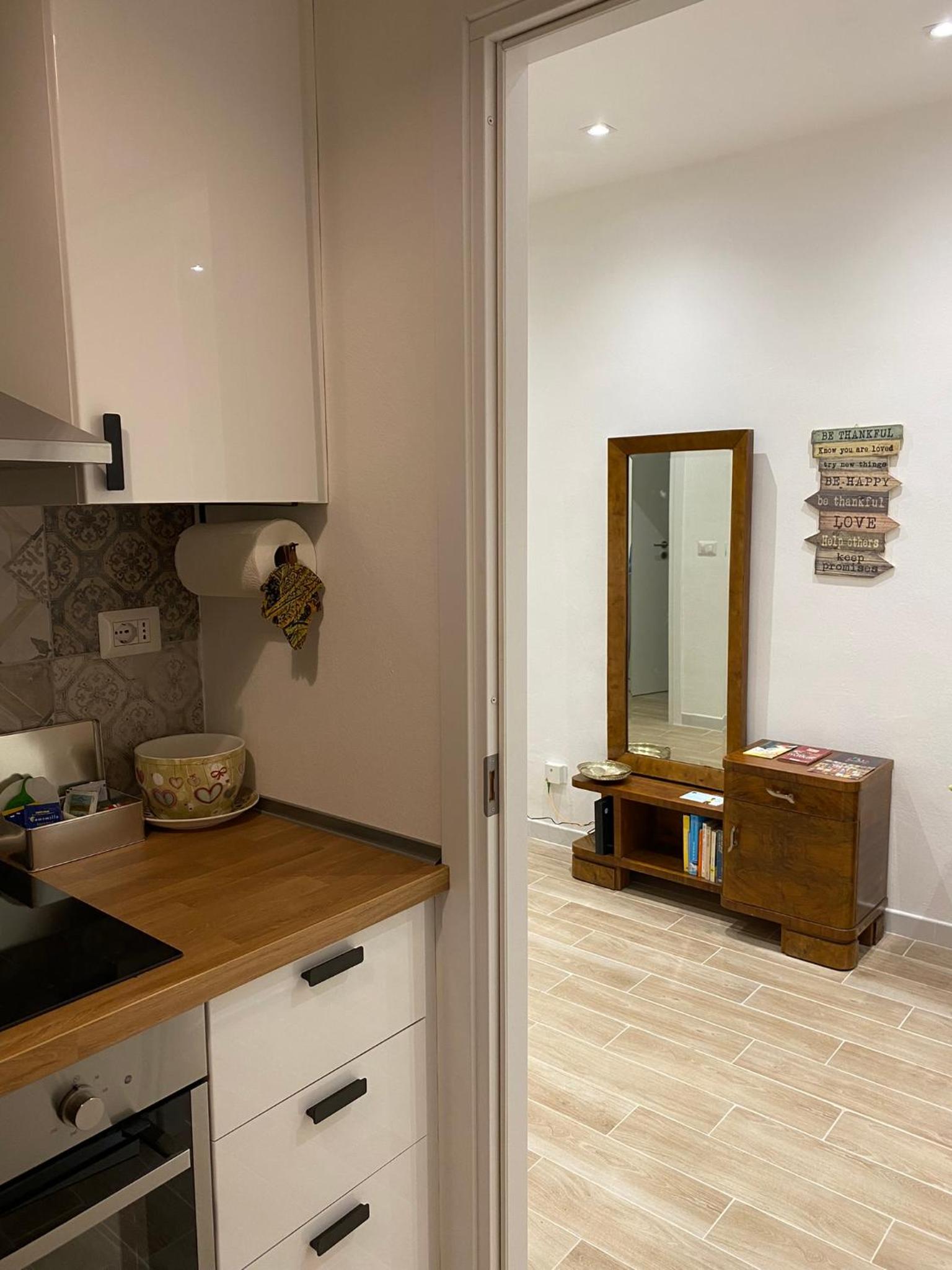Double Room with Private Bathroom - Photo 18