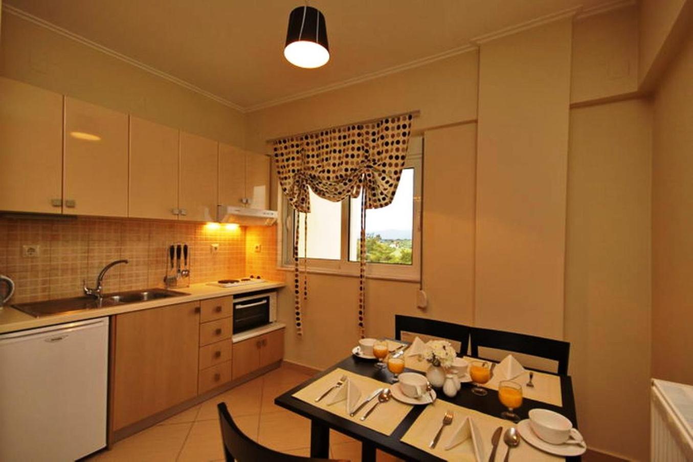 Apartment (5 Adults) photo 2