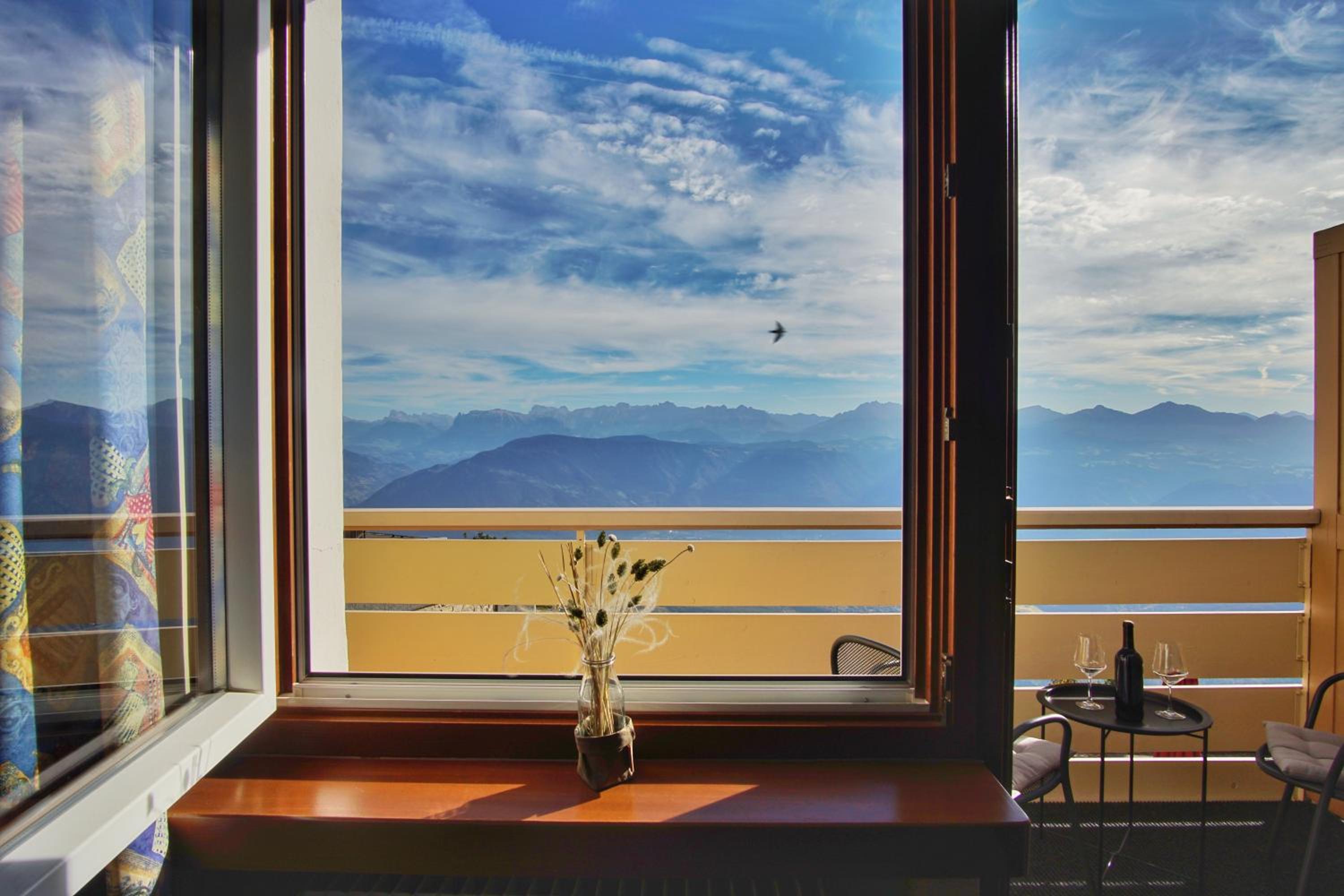 Deluxe Family Suite - Photo 7