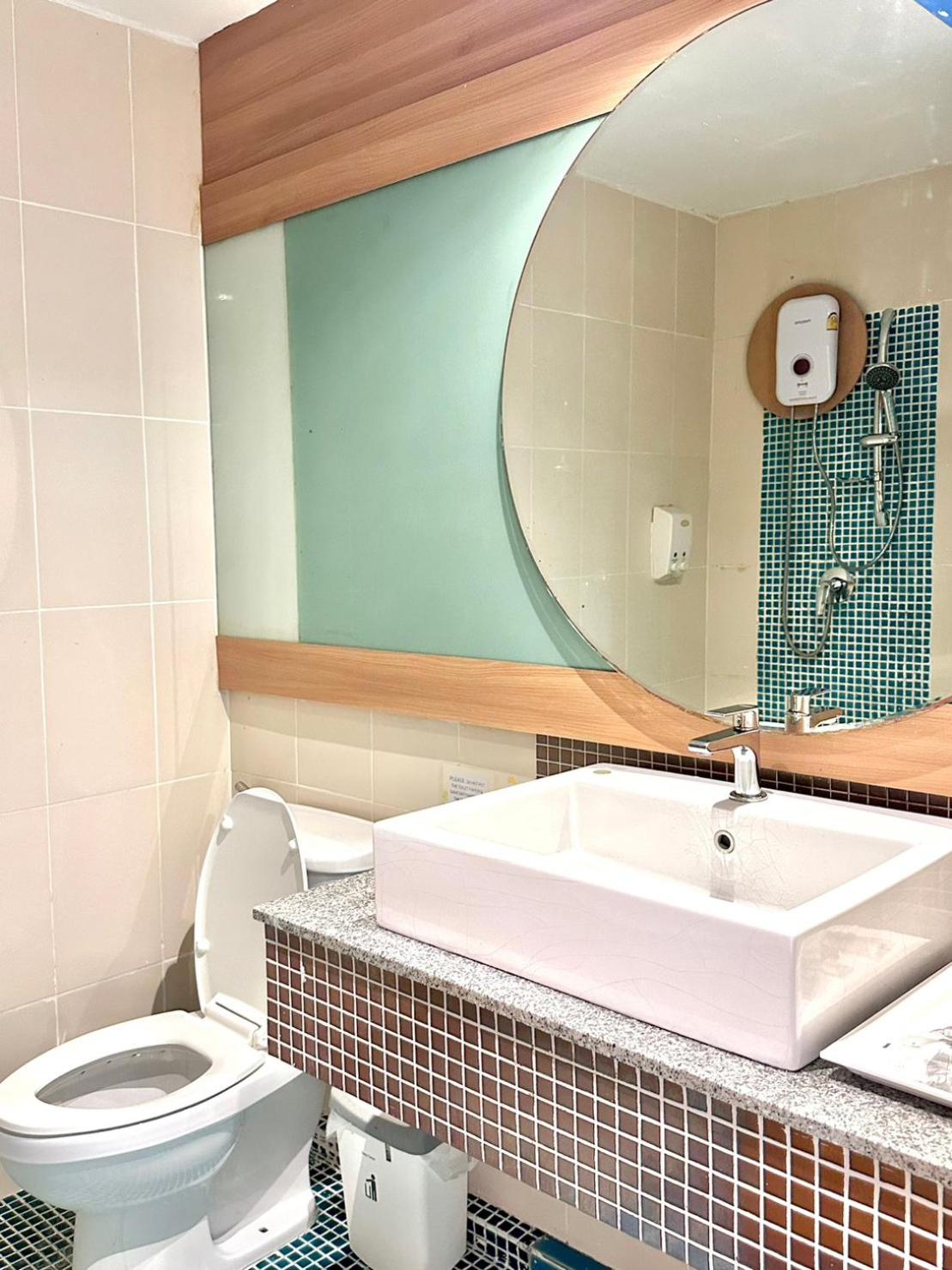 Deluxe Twin Room - Photo 6