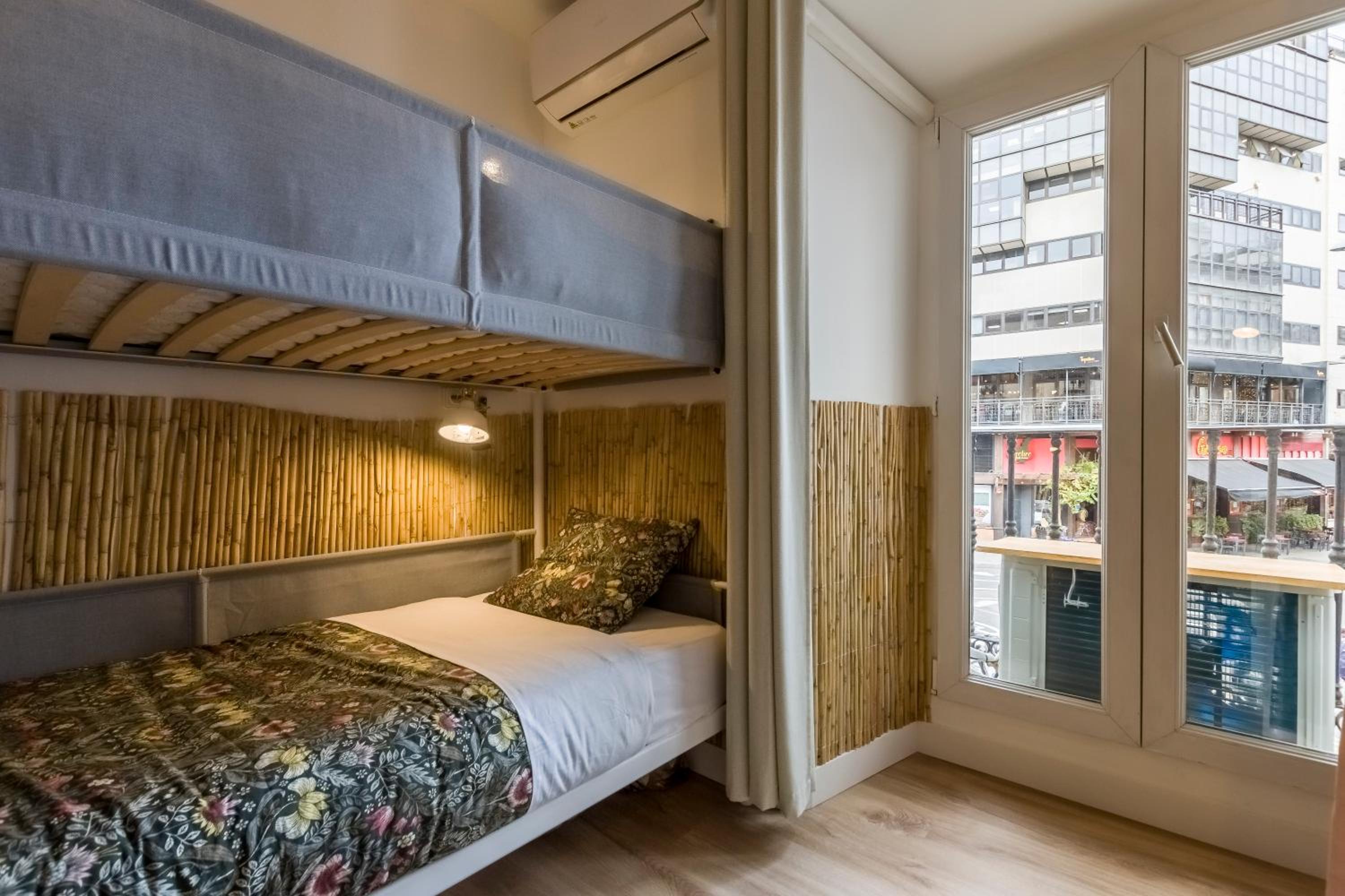 Single Bed in 10-Bed Dormitory Room photo 3