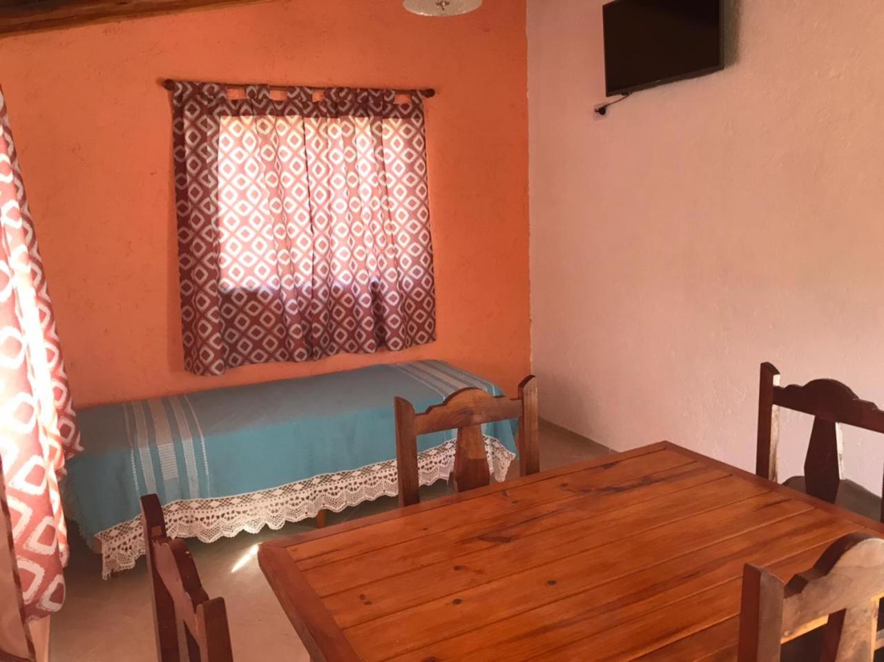 One-Bedroom House photo 1