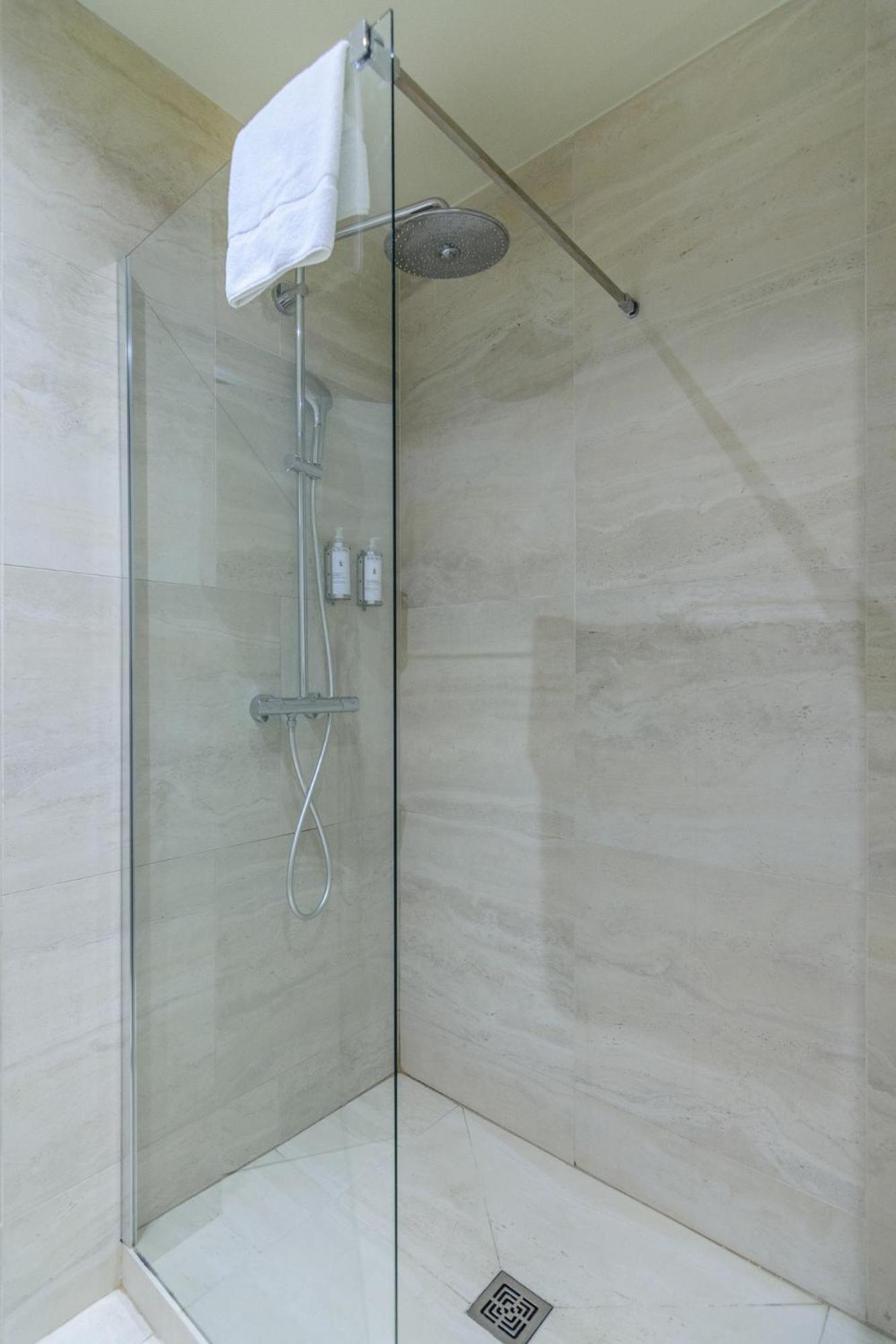 Comfort Double or Twin Room - Photo 6