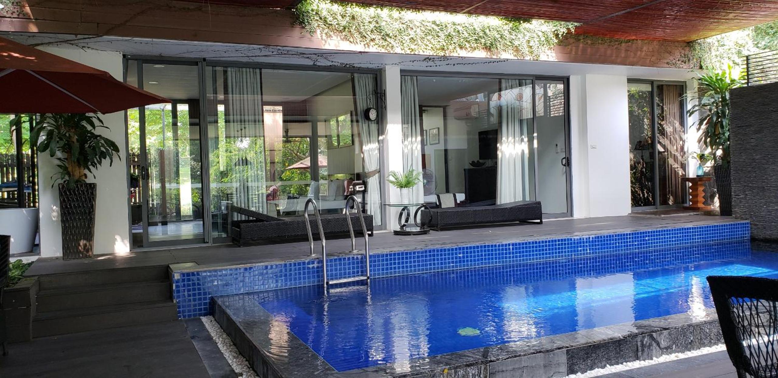 Three-Bedroom Villa photo 2