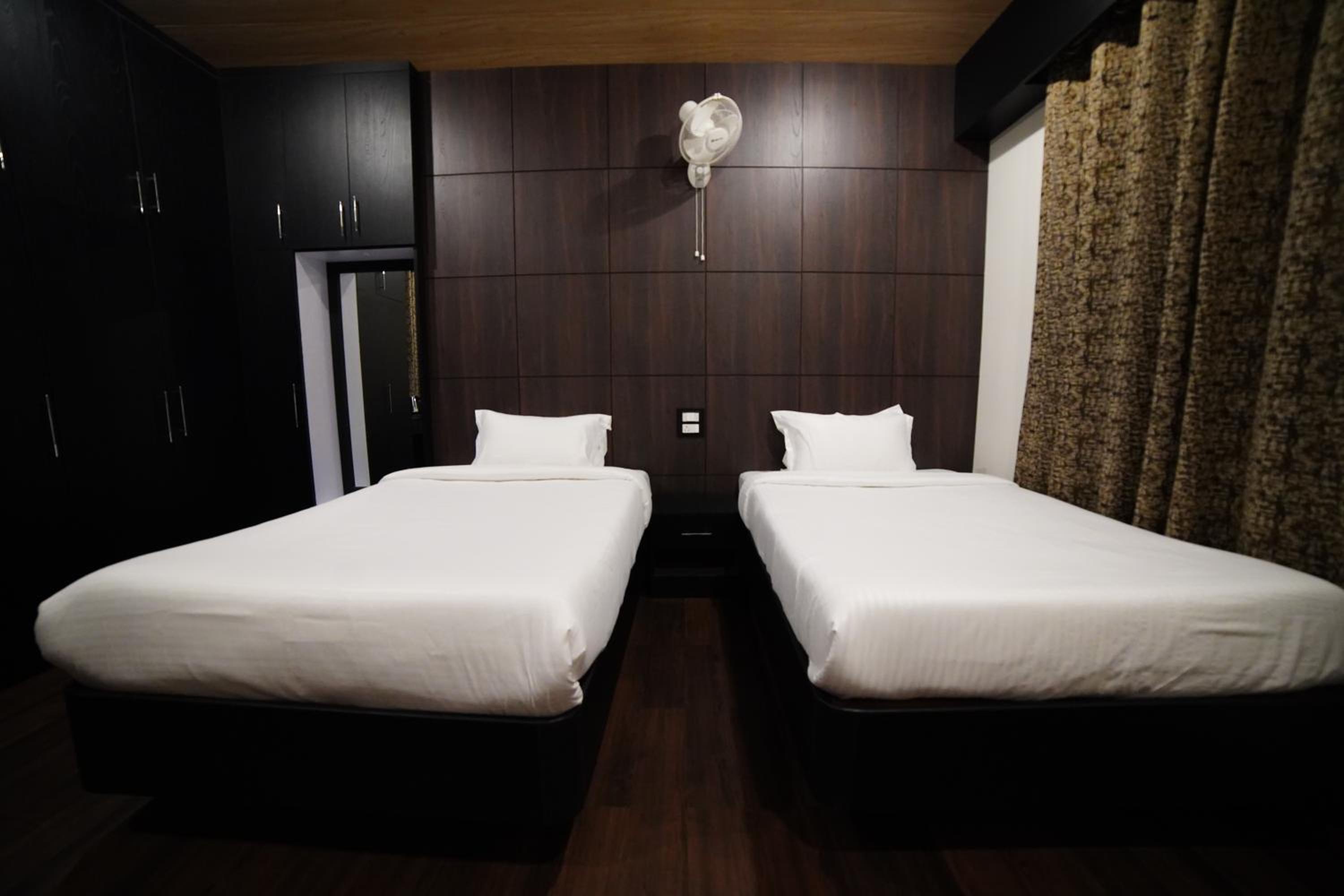 Superior Twin Room photo 3