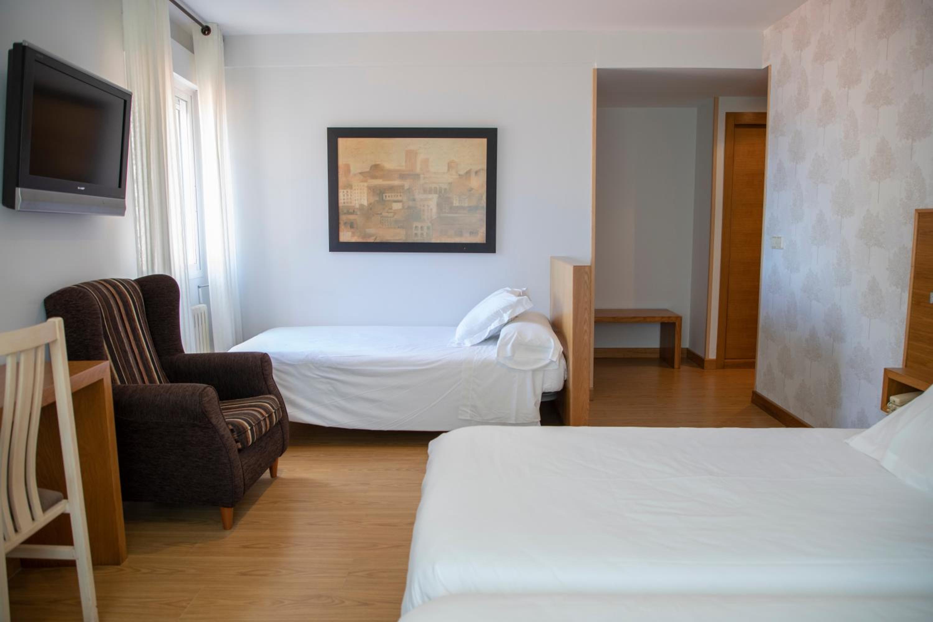 Triple Room with View photo 2