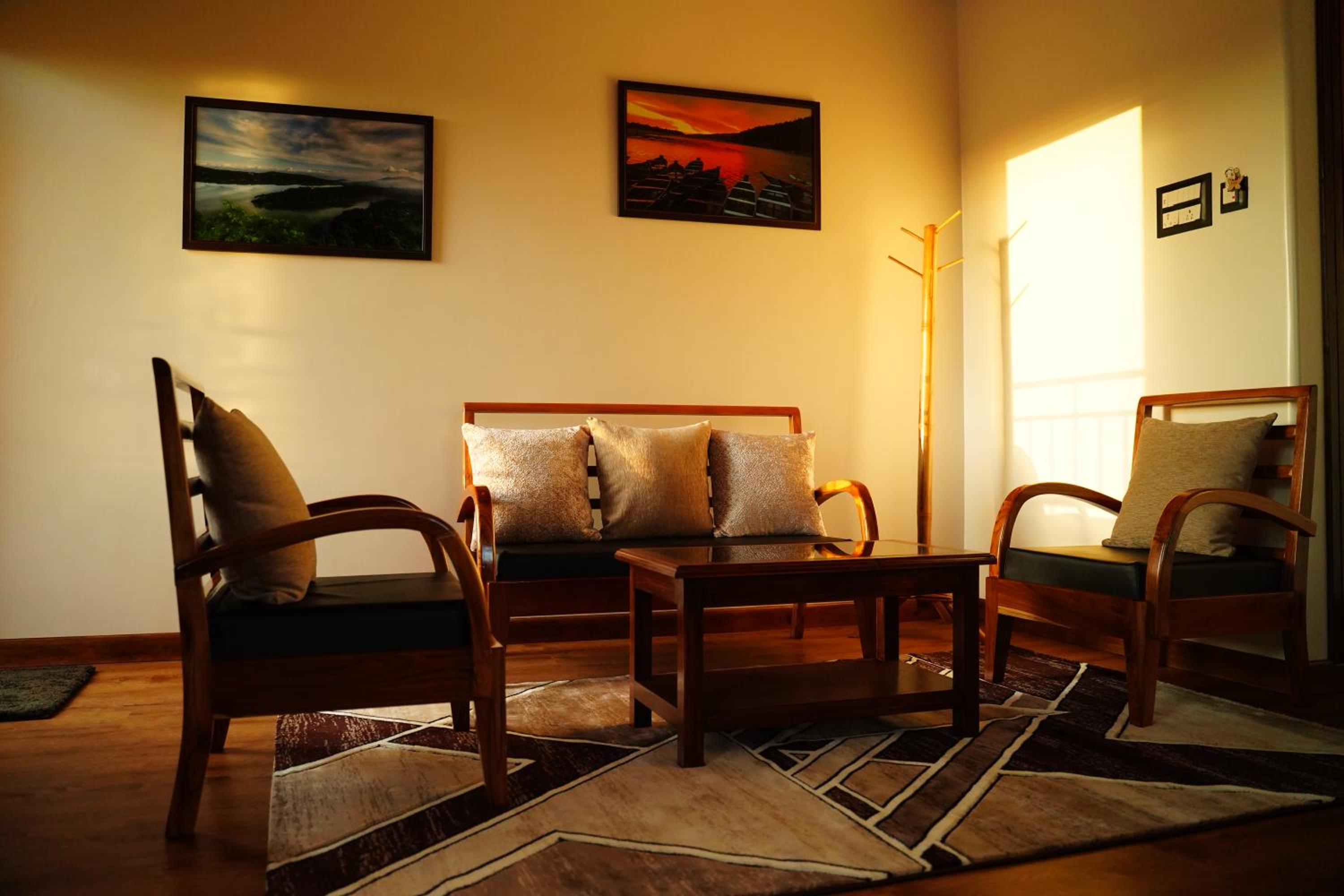 Deluxe King Room photo 2