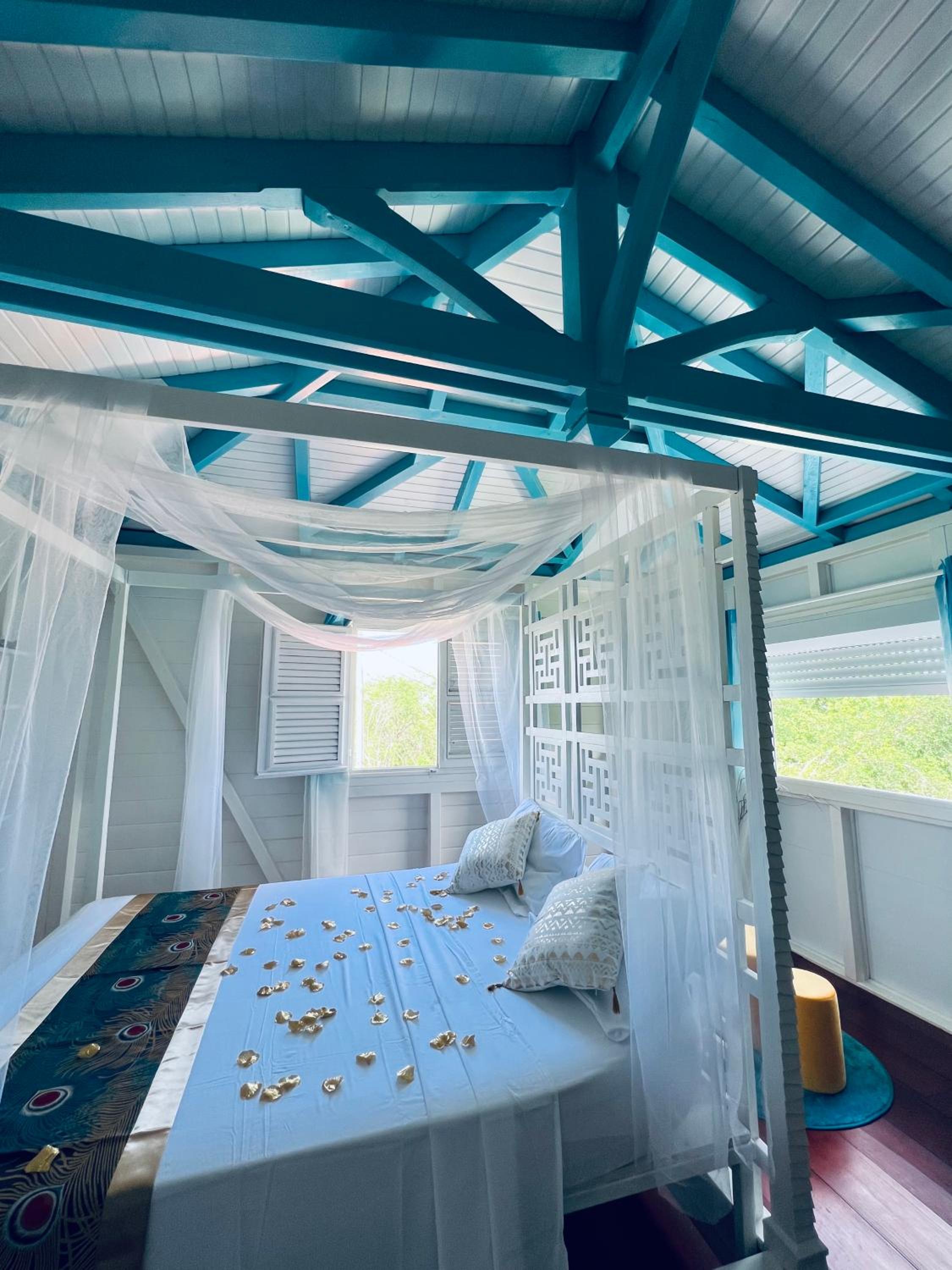 Three-Bedroom Villa photo 2