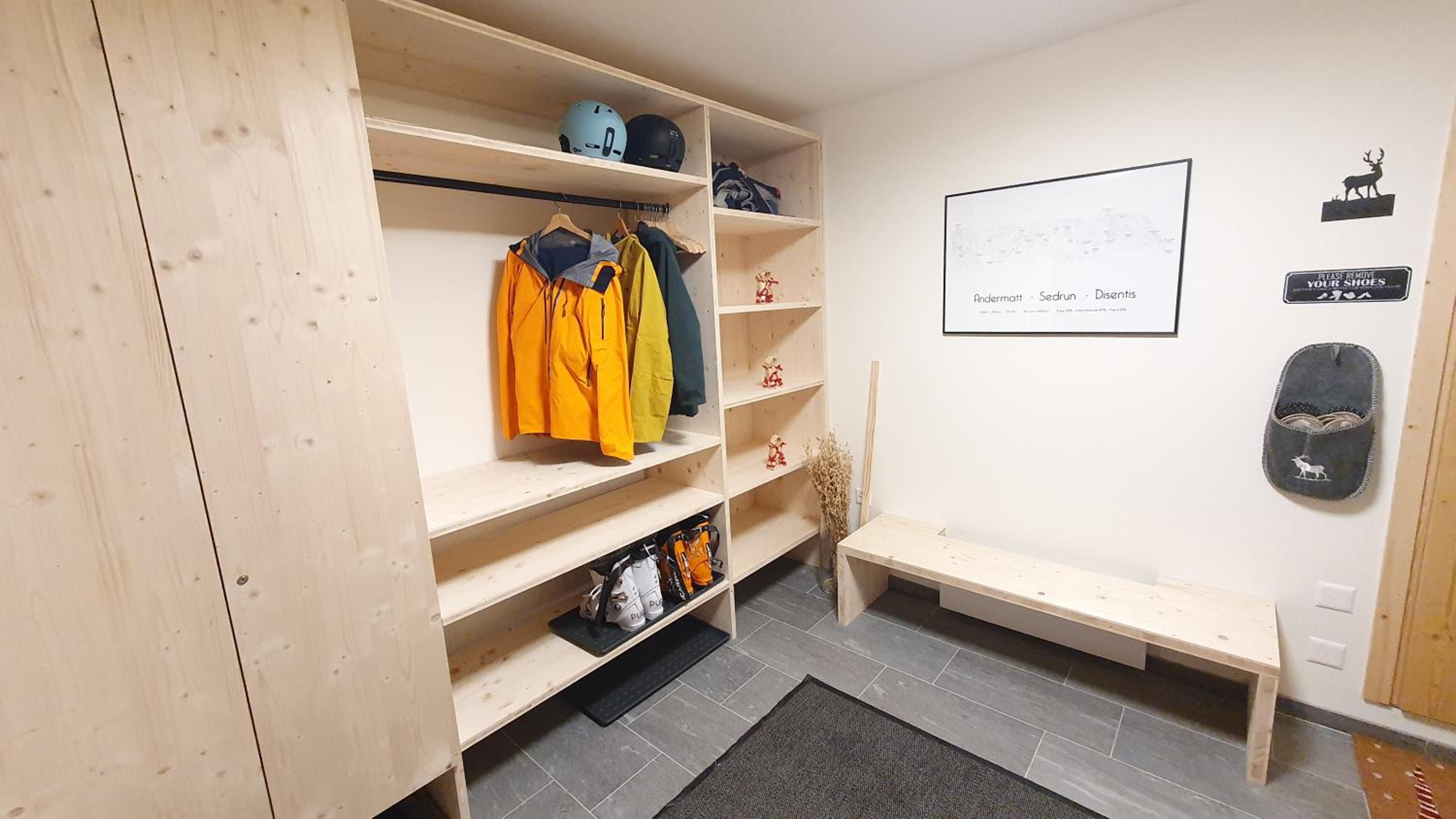 Two-Bedroom Apartment - Photo 2