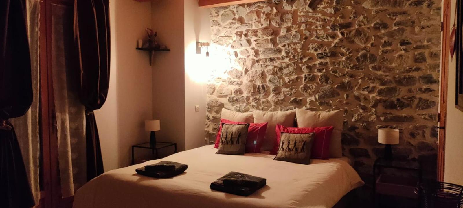 Small Double Room - Photo 2