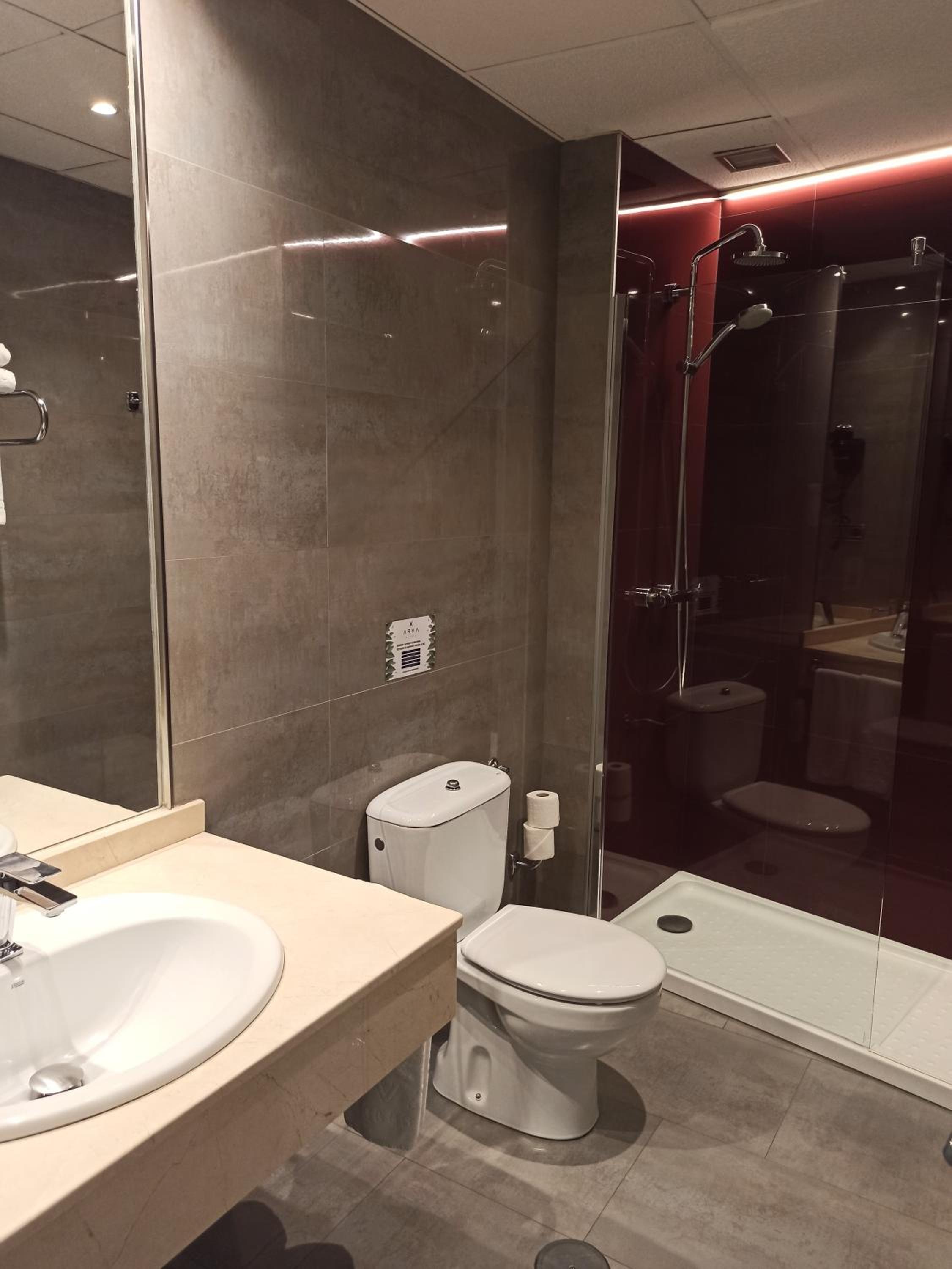 Superior Double Room - Photo 4