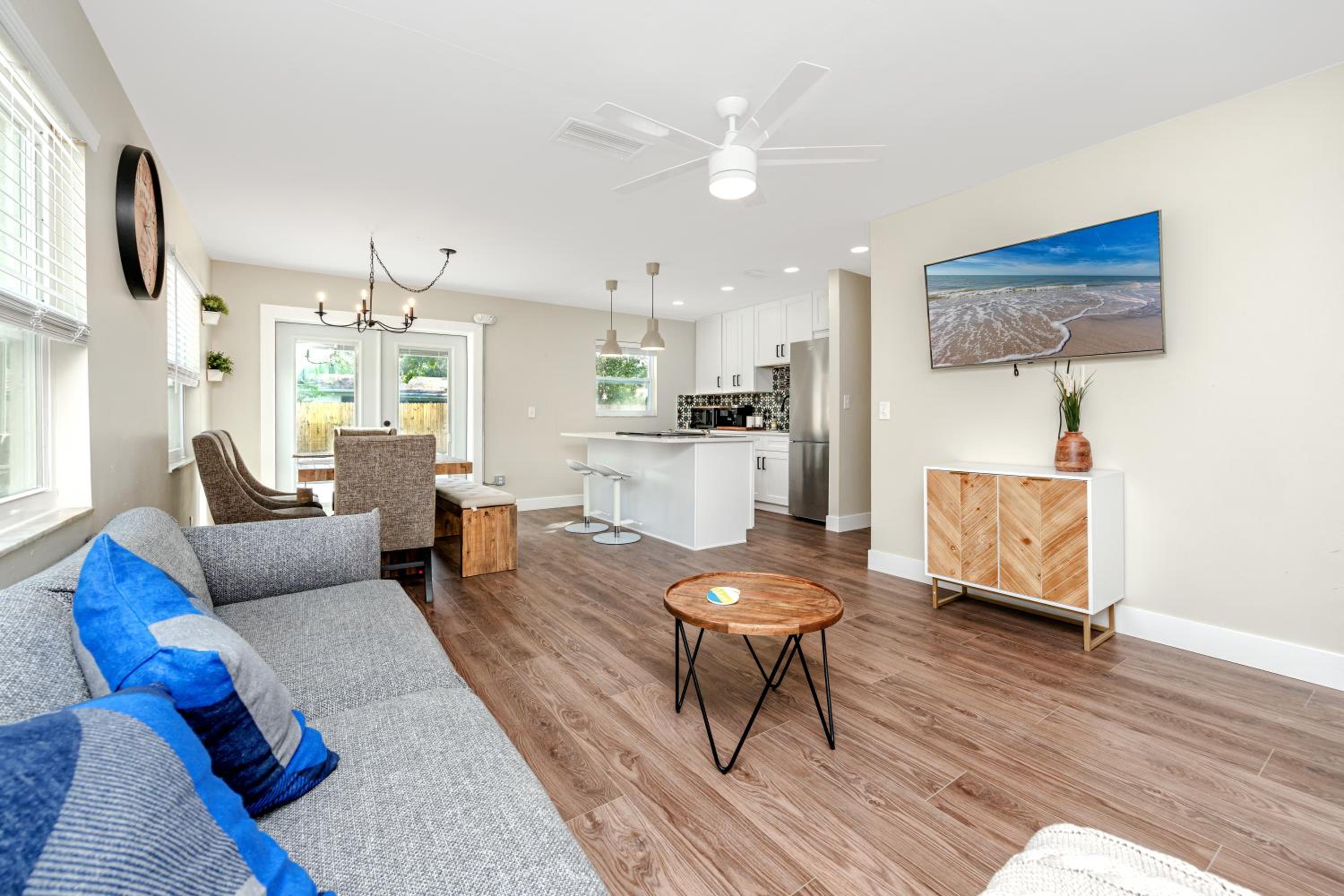 Three-Bedroom House photo 1