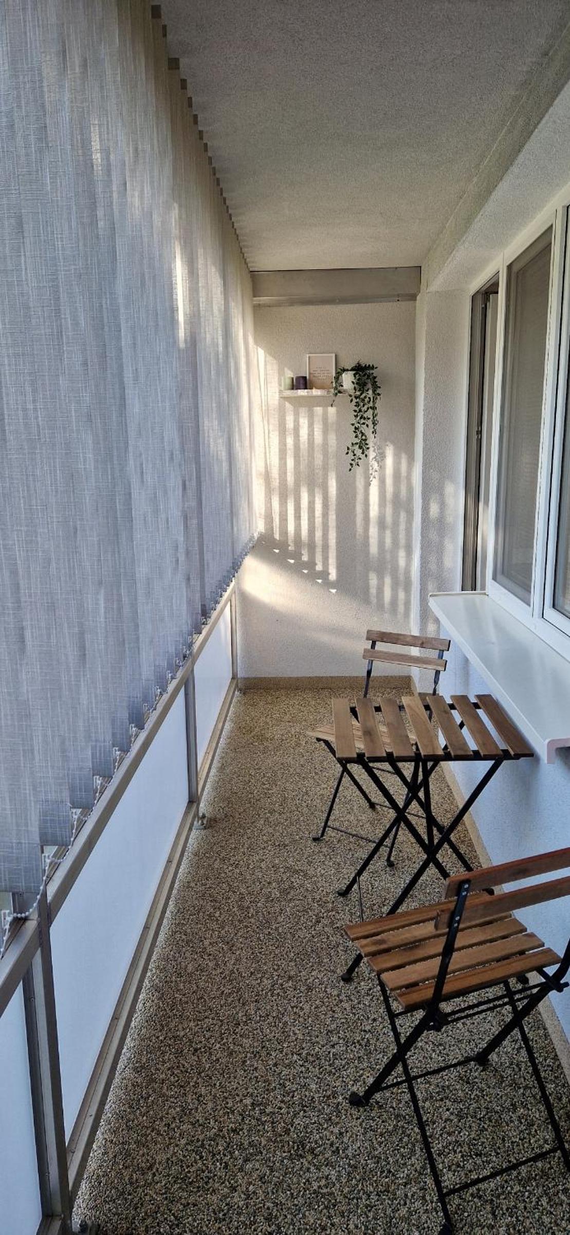 Apartment with Terrace - Photo 12