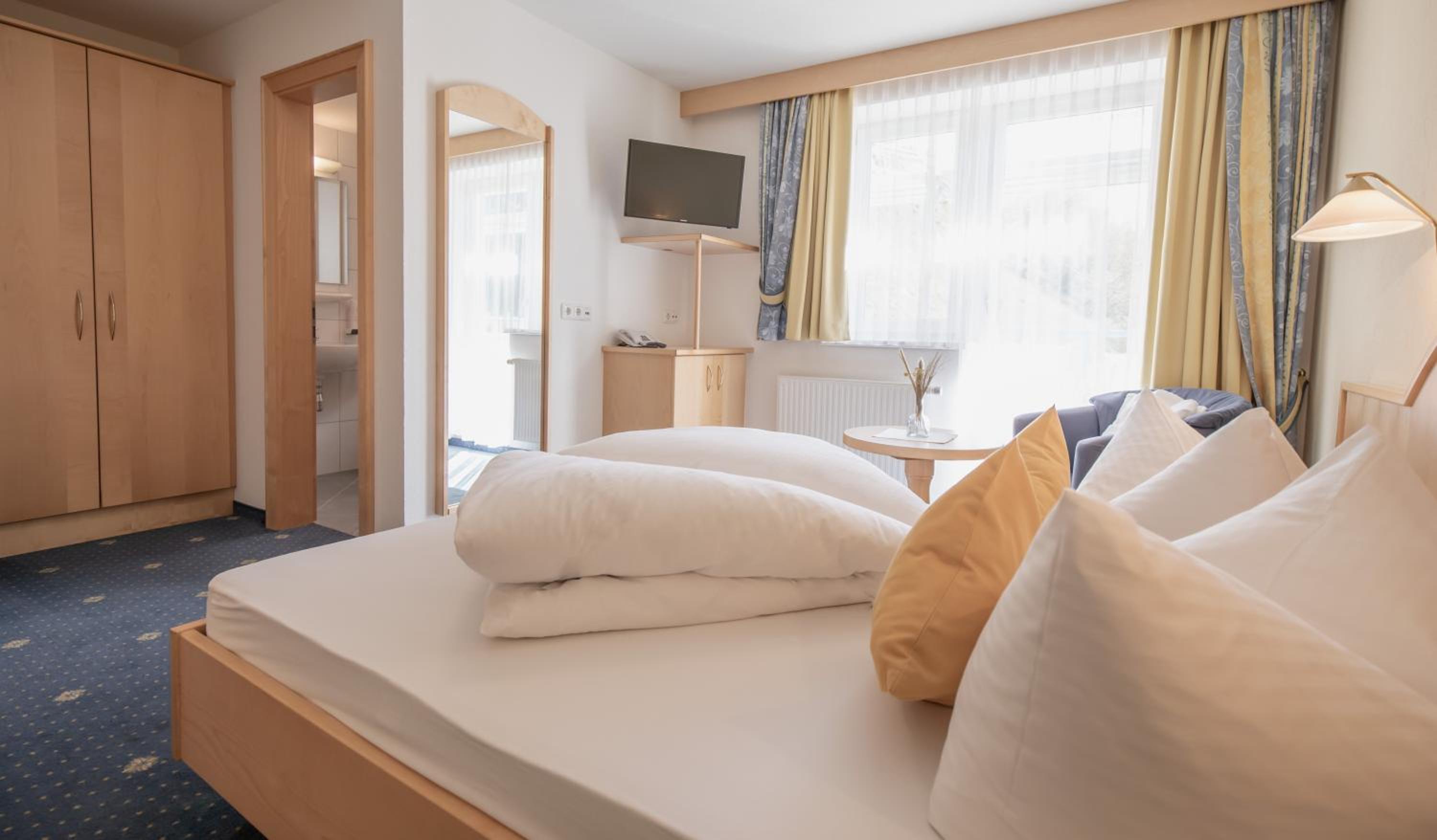 Single Room photo 2