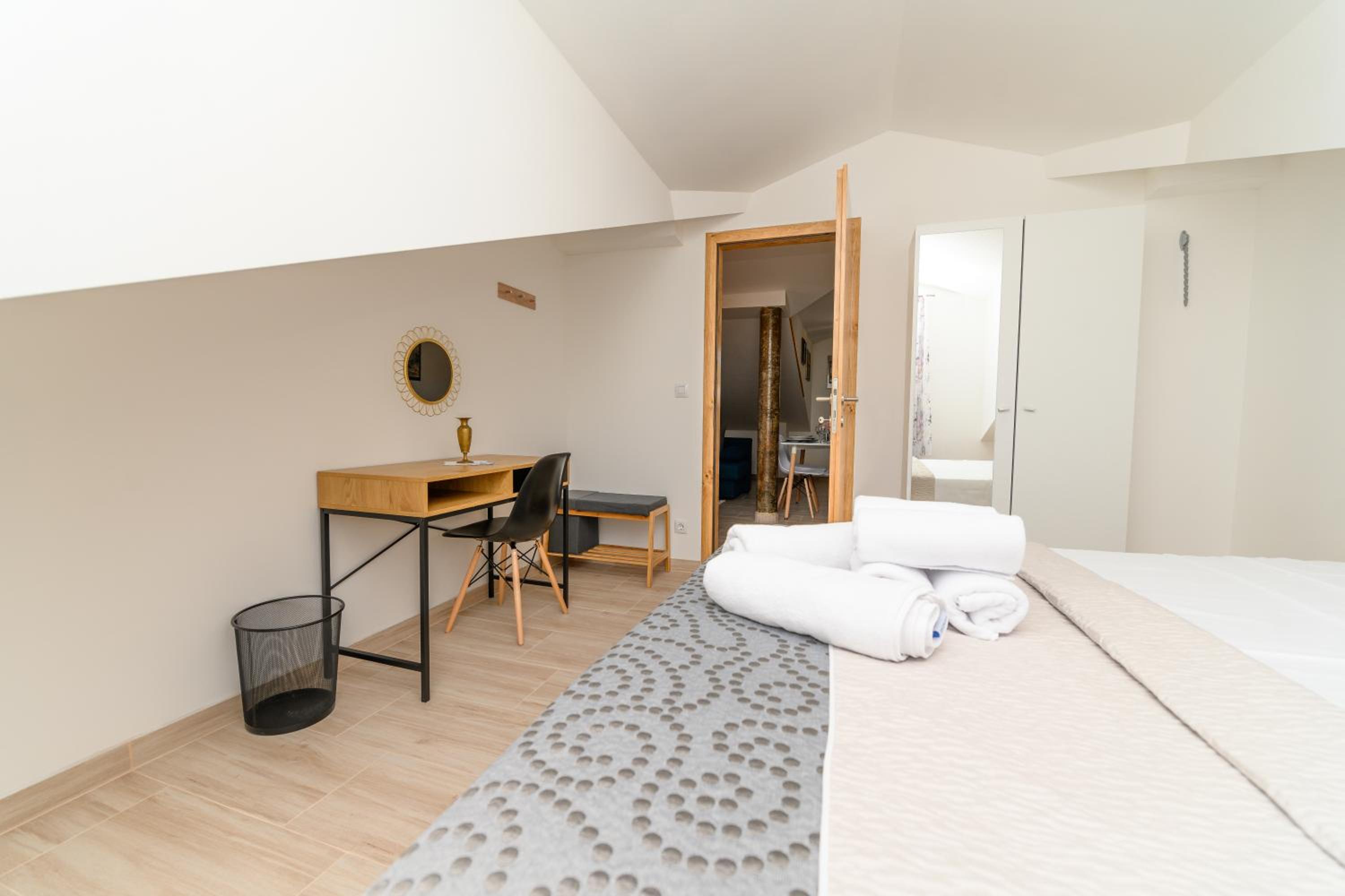 One-Bedroom Apartment photo 3